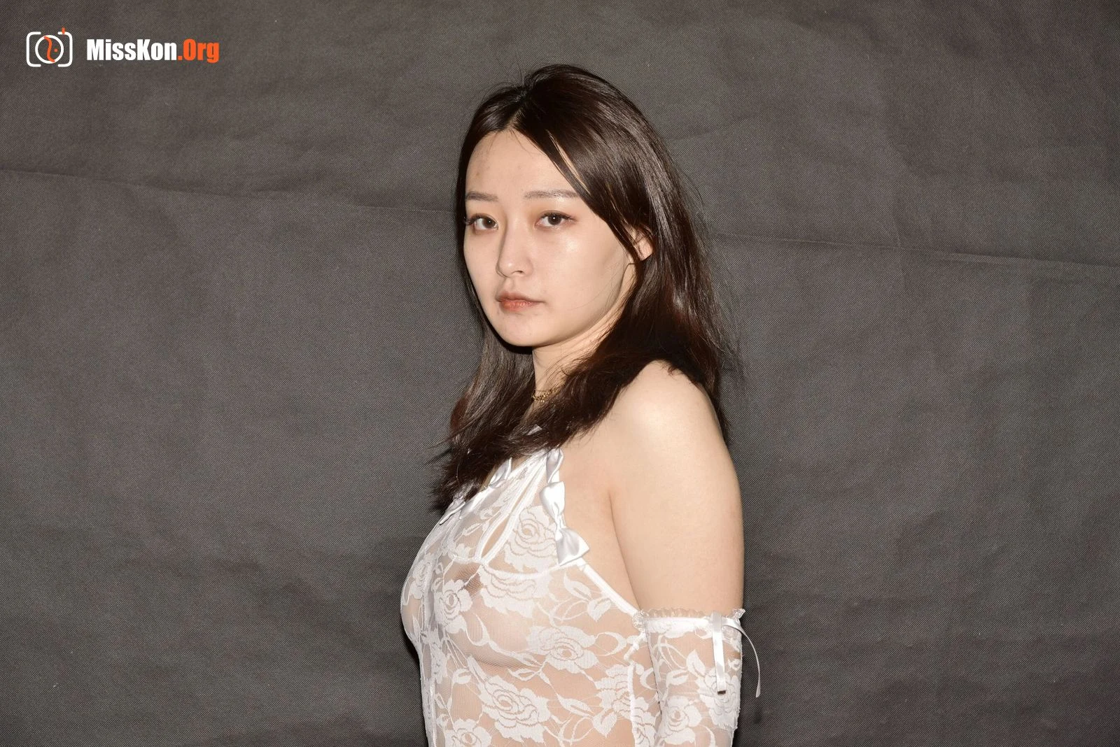 Nude photo set of Chinese model: Xiu Yi - Photo 2