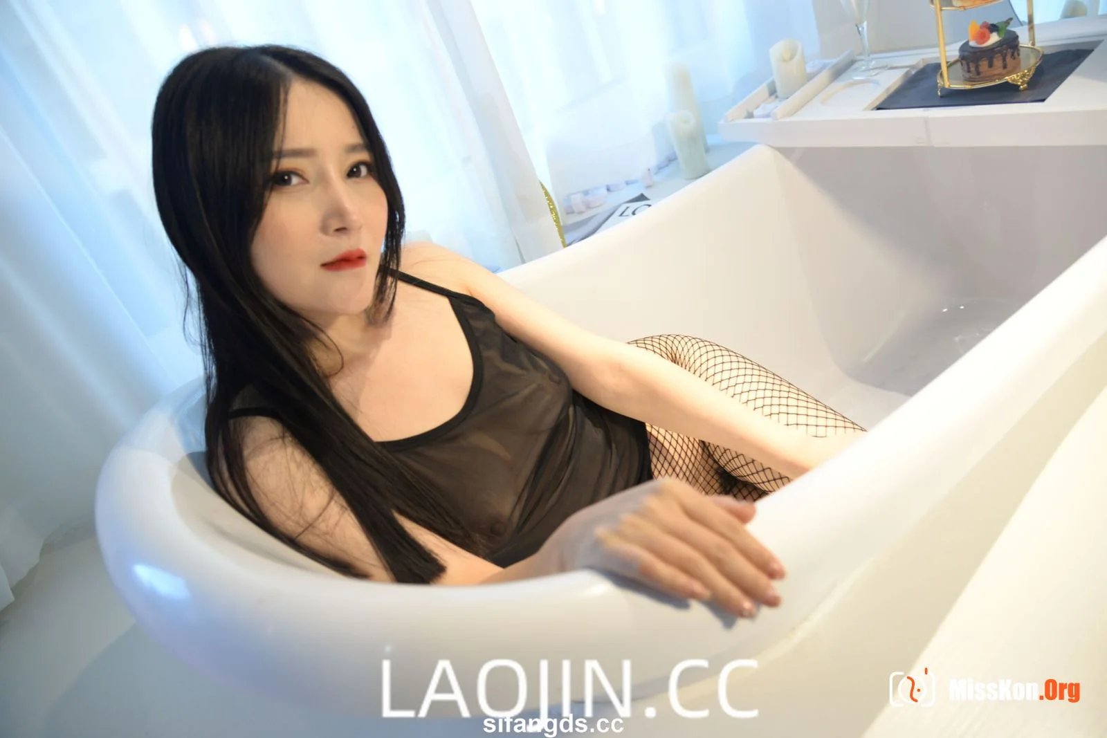 Nude photo set of Chinese model: Xuanxuan - Photo 10
