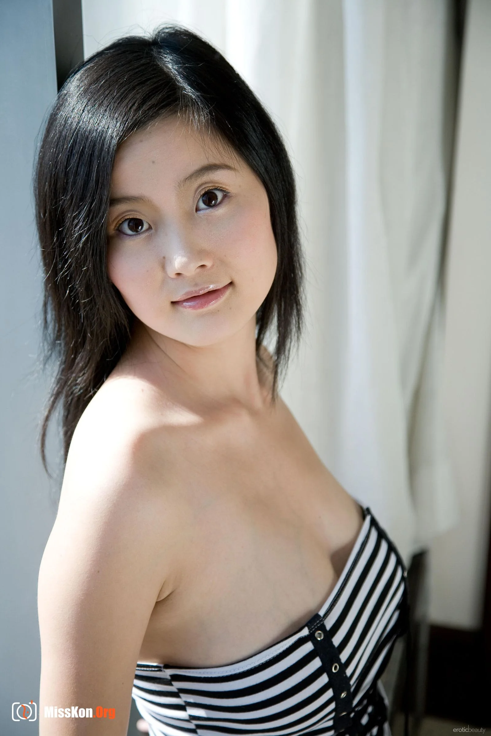 Nude photo set of Chinese model: Ya You (2013-04-19) - Photo 7