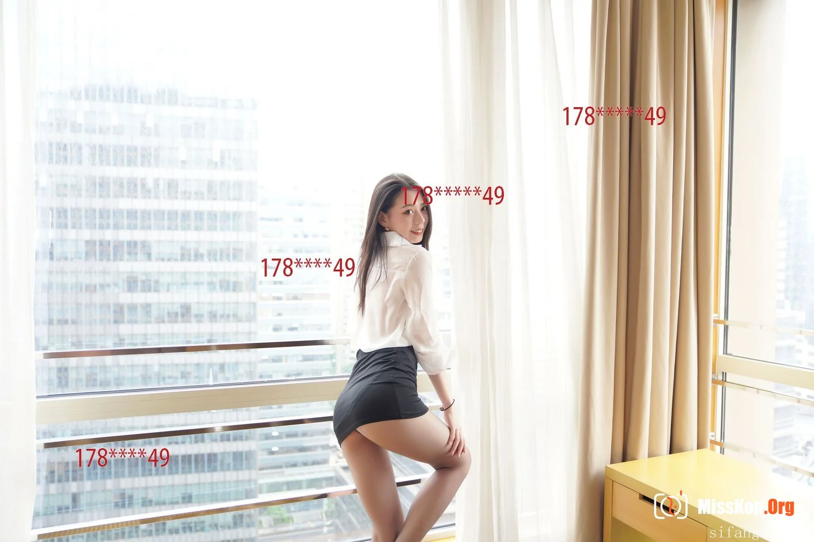 Nude photo set of Chinese model: Yan Mo - Photo 14