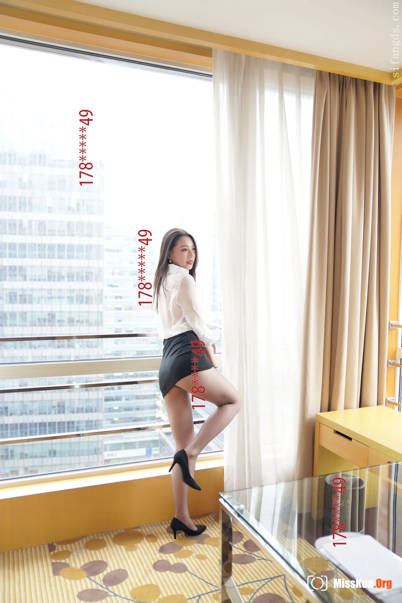 Nude photo set of Chinese model: Yan Mo - Photo 16