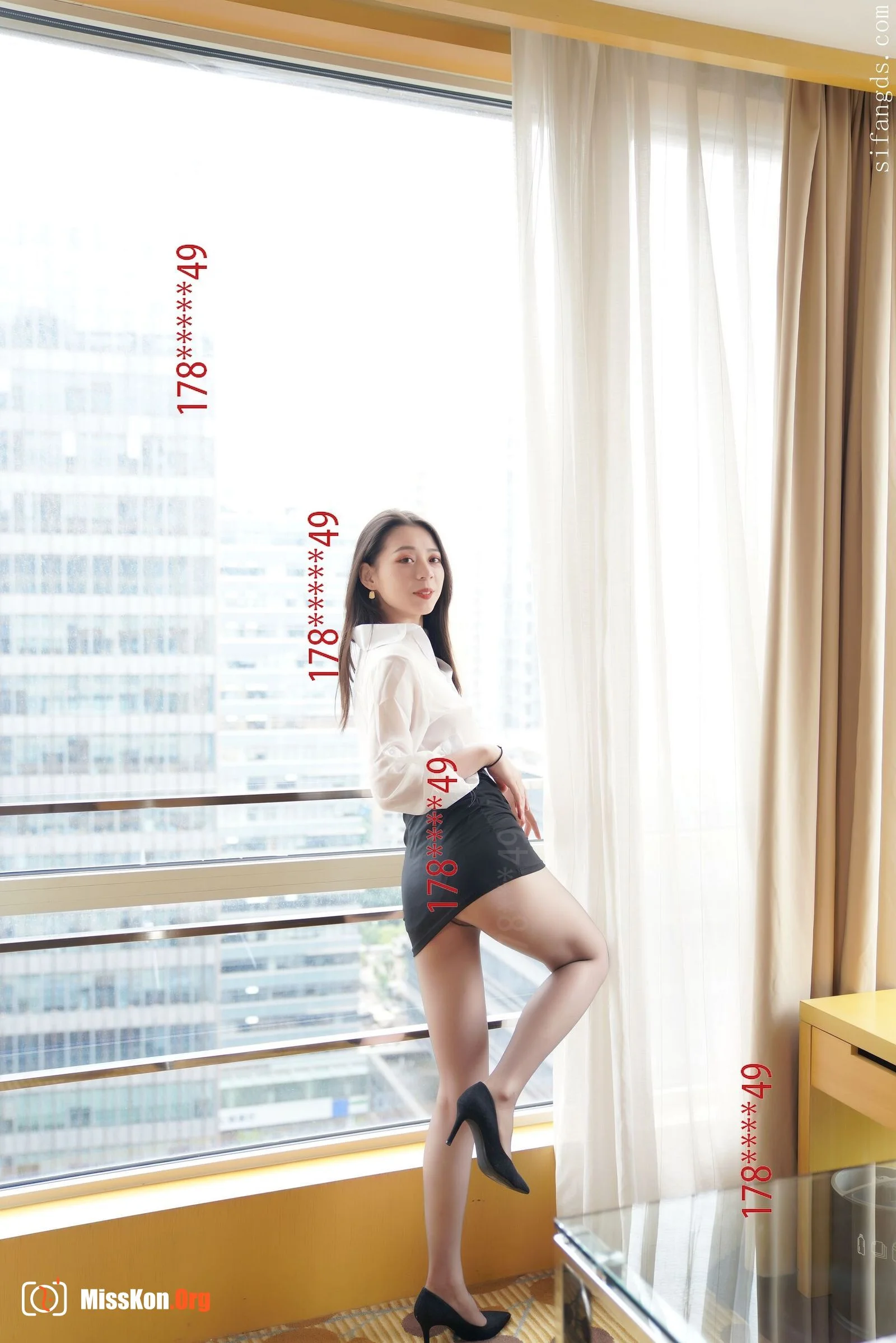 Nude photo set of Chinese model: Yan Mo - Photo 19