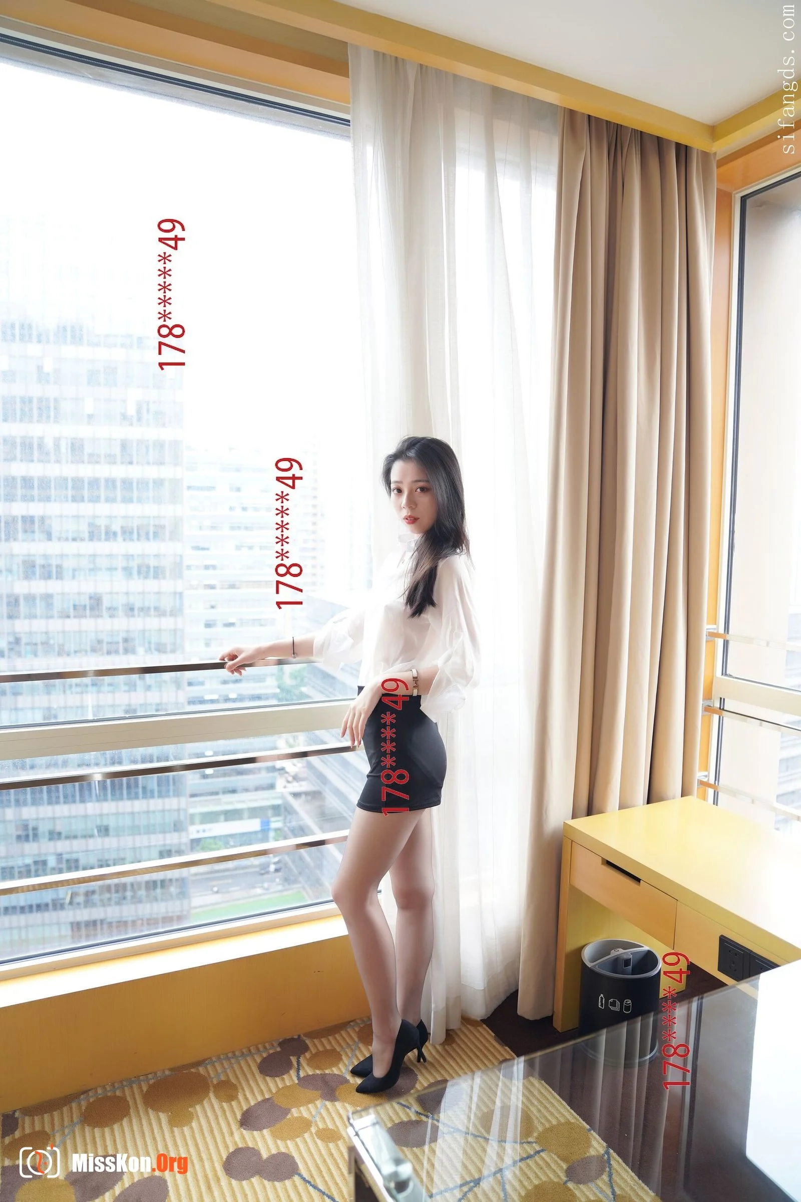 Nude photo set of Chinese model: Yan Mo - Photo 3
