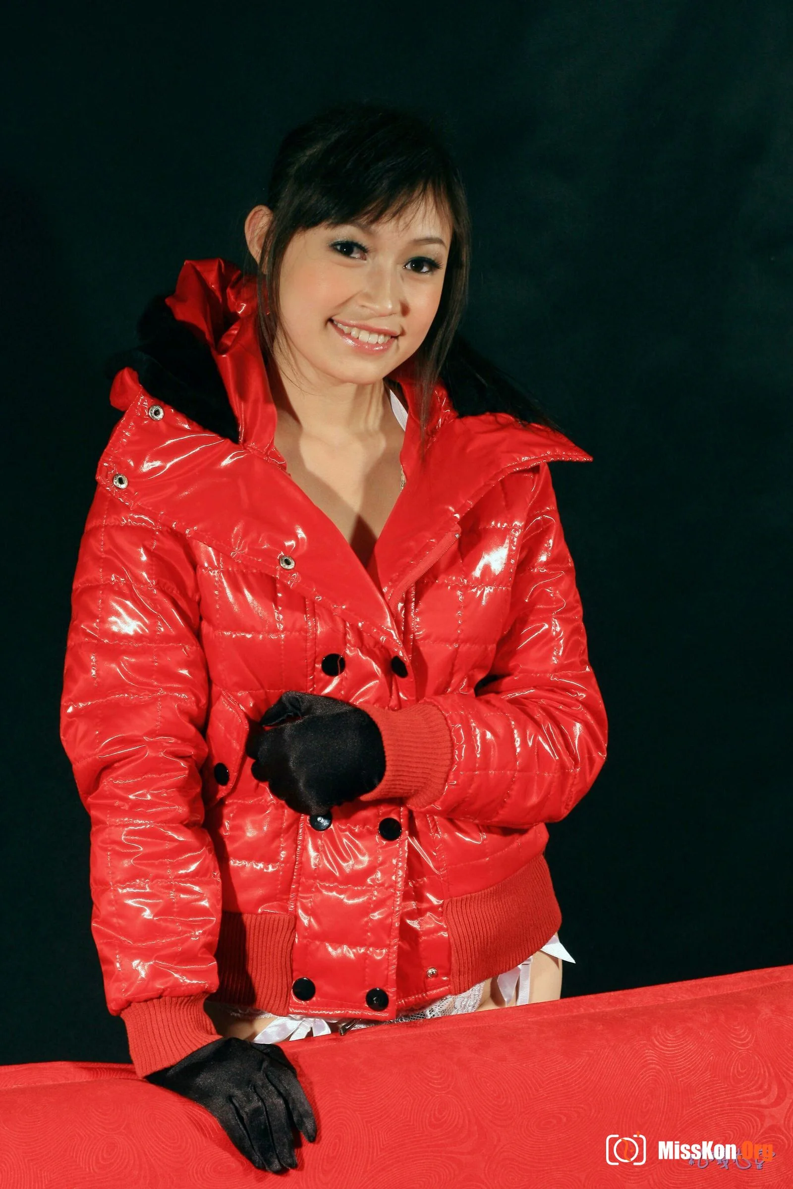 Nude photo set of Chinese model: Yang Yang (2010-01-09) - Photo 2