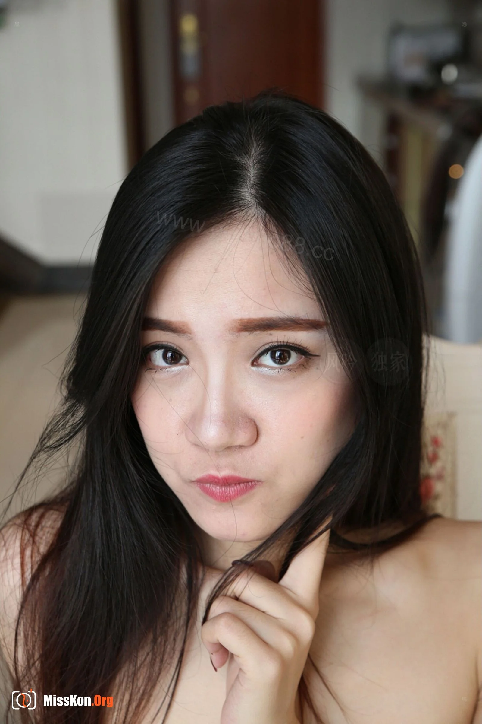 Nude photo set of Chinese model: Yaojia (2018-10-28) - Photo 9
