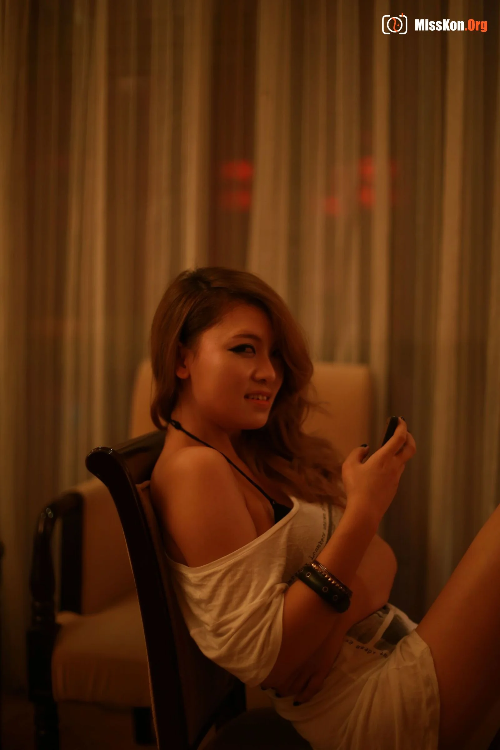 Nude photo set of Chinese model: Ye Tong (2012-12-28) - Photo 2