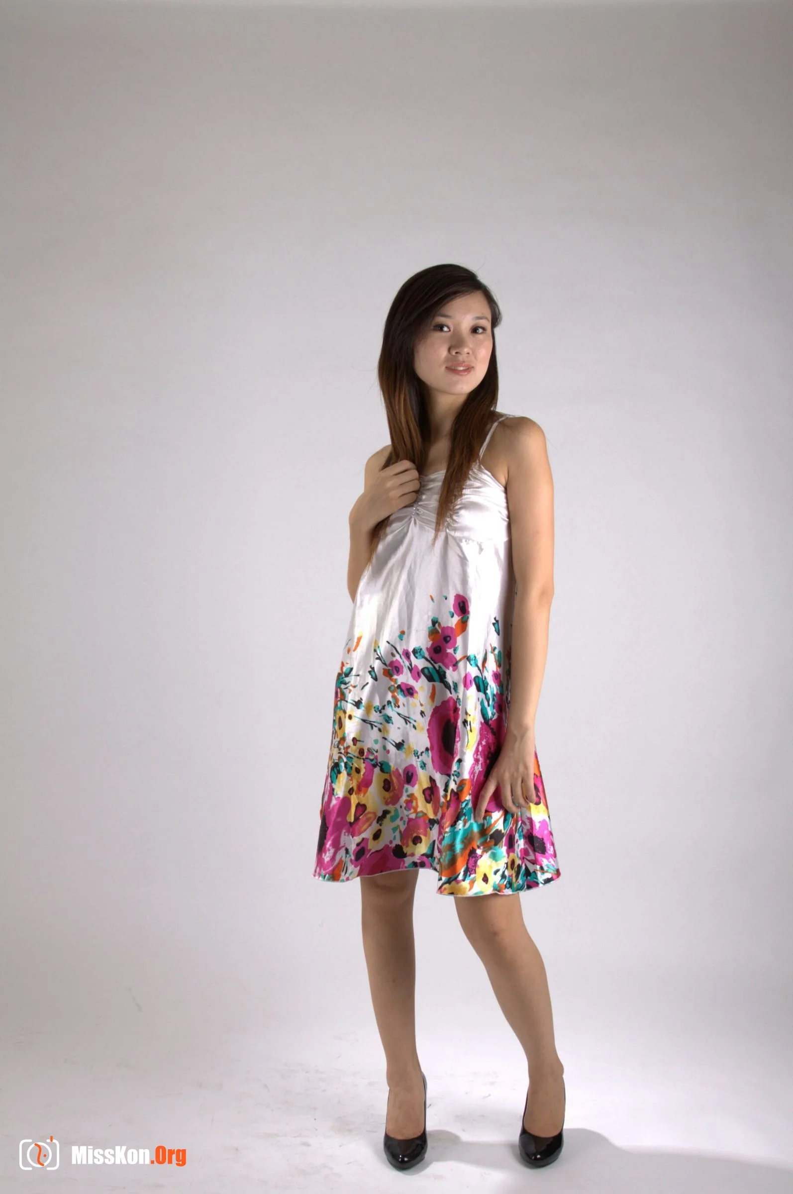 Nude photo set of Chinese model: Ye Xue (2011-04-23) - Photo 10