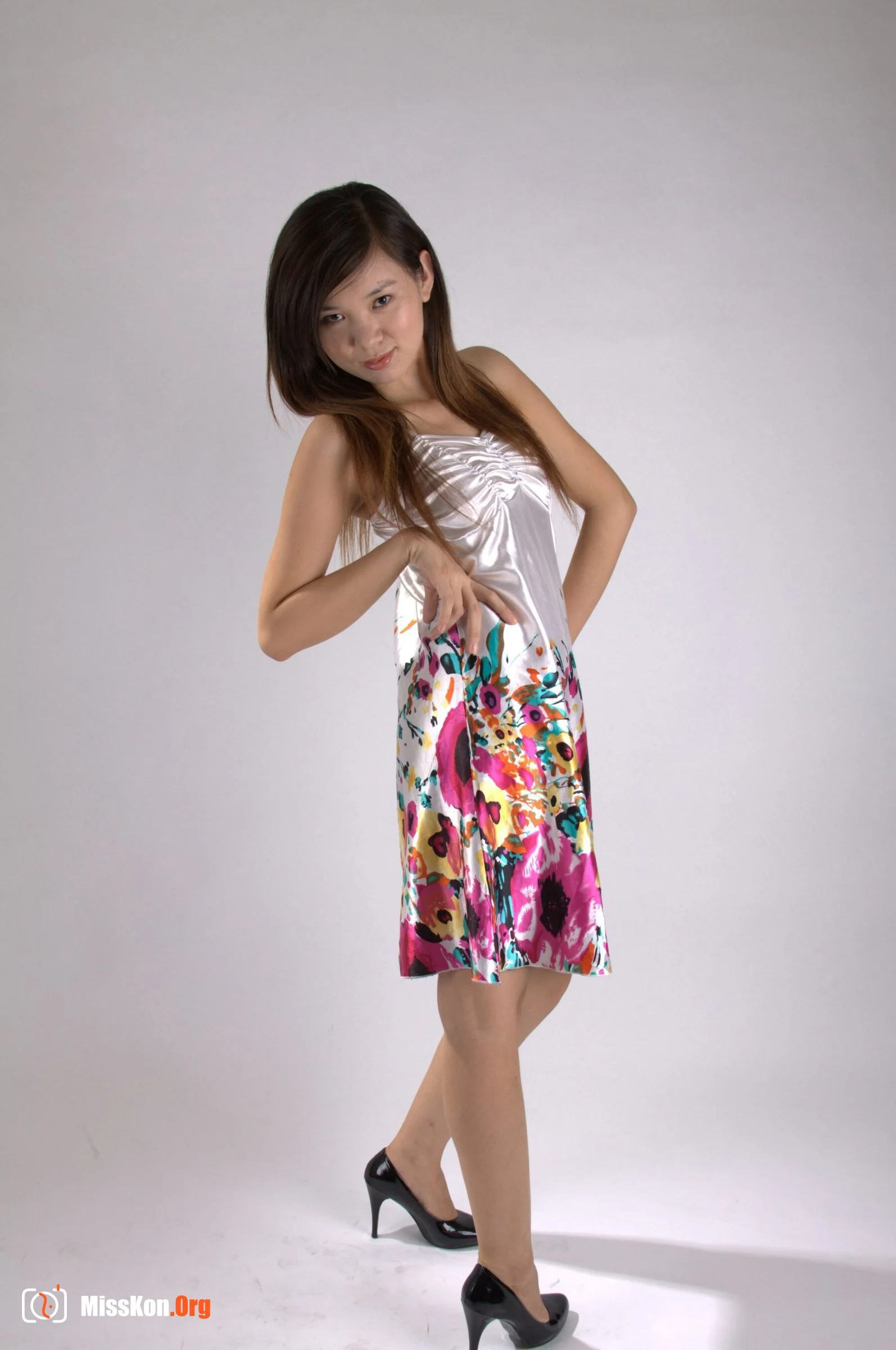 Nude photo set of Chinese model: Ye Xue (2011-04-23) - Photo 6