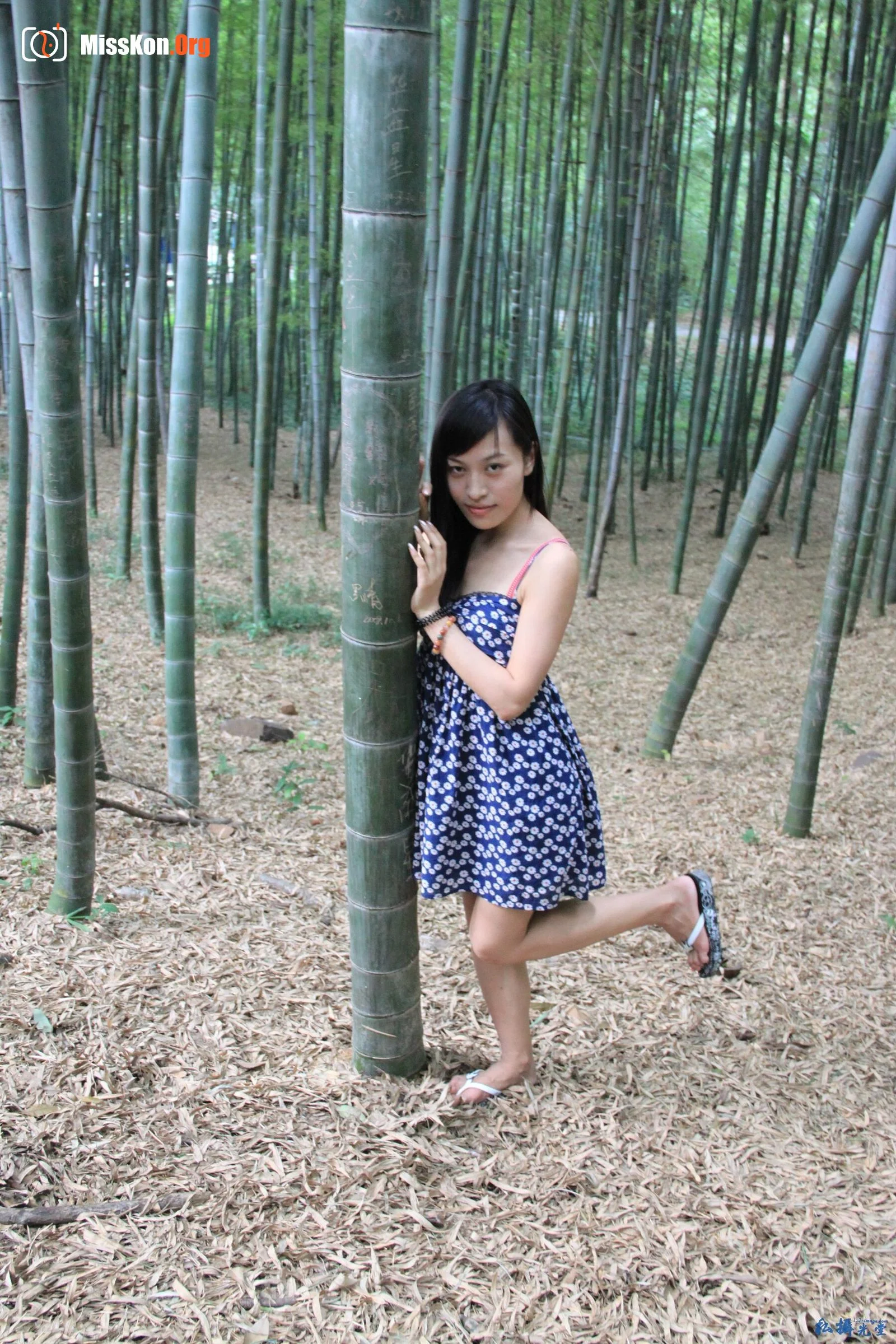 Nude photo set of Chinese model: Yiyi (2010-07-25) - Photo 11