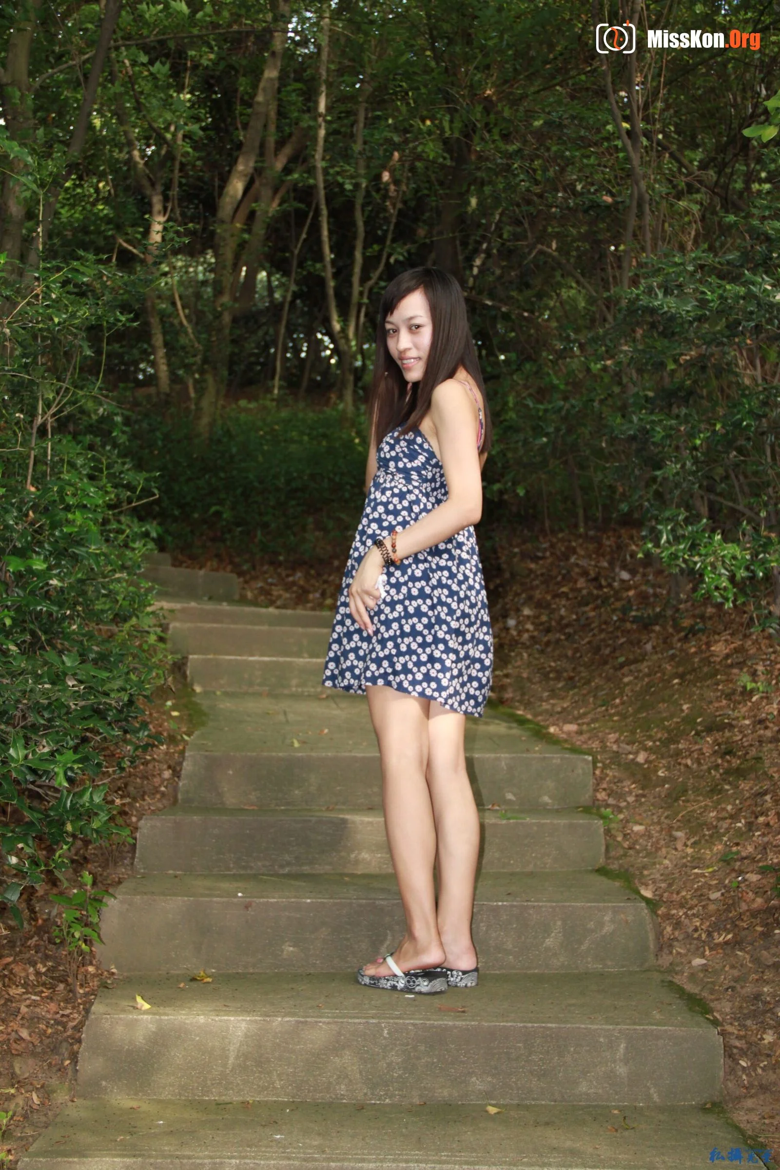 Nude photo set of Chinese model: Yiyi (2010-07-25) - Photo 3