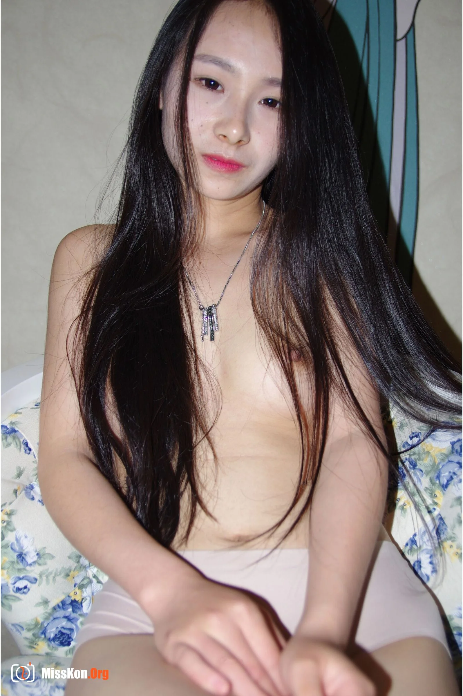Nude photo set of Chinese model: Young shoots (2016-05-28) - Photo 17