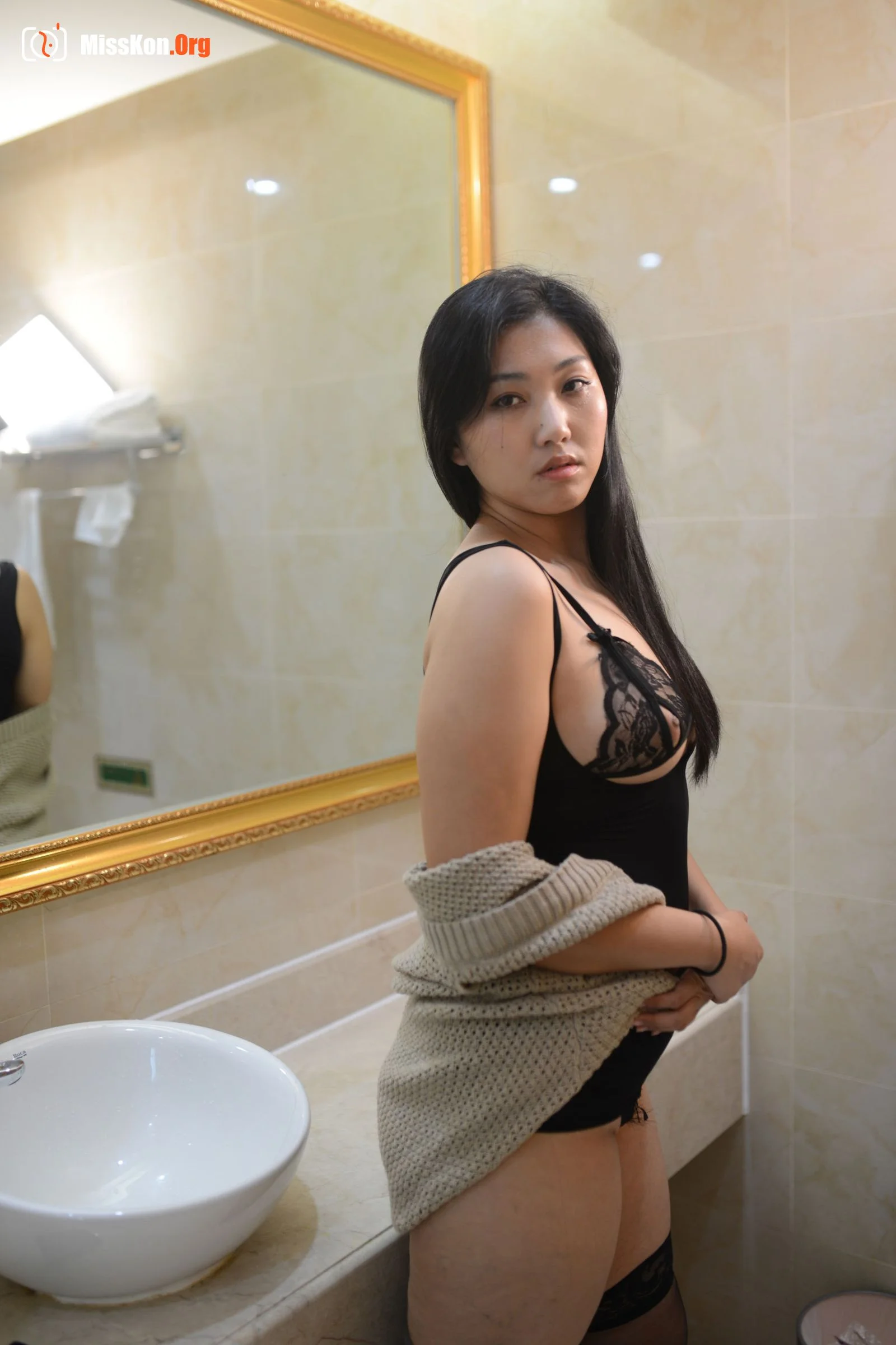 Nude photo set of Chinese model: YoYo (2018-10-14) - Photo 10