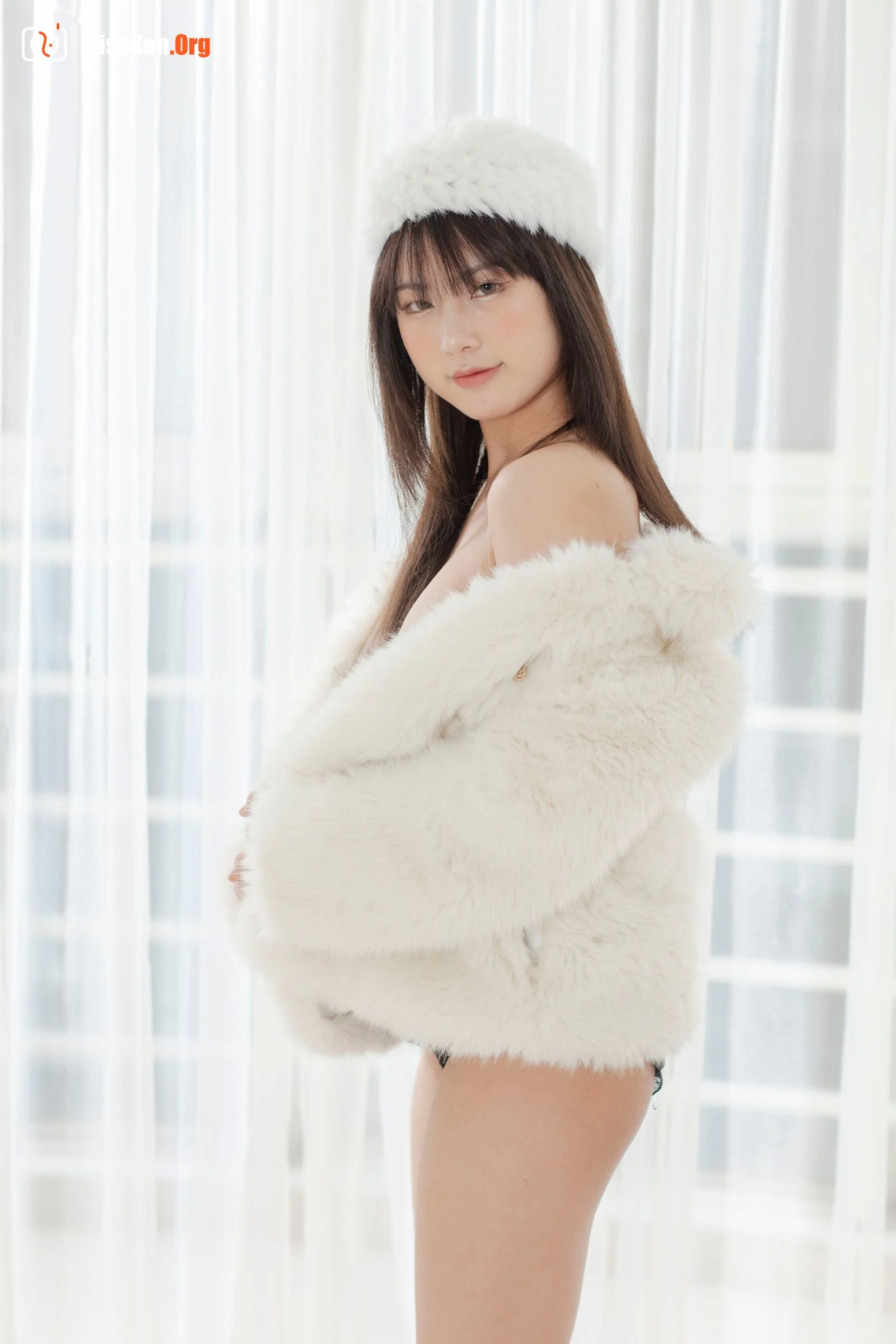 Nude photo set of Chinese model: Yunjin (2020-12-16) - Photo 24