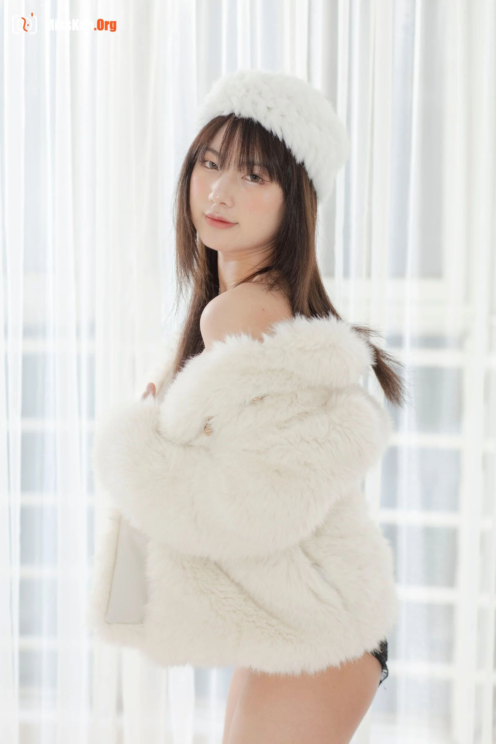 Nude photo set of Chinese model: Yunjin (2020-12-16) - Photo 29