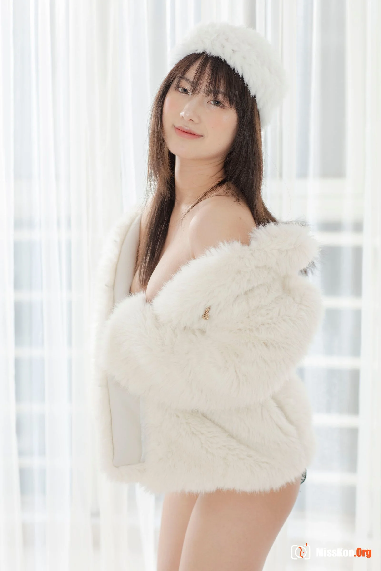Nude photo set of Chinese model: Yunjin (2020-12-16) - Photo 30