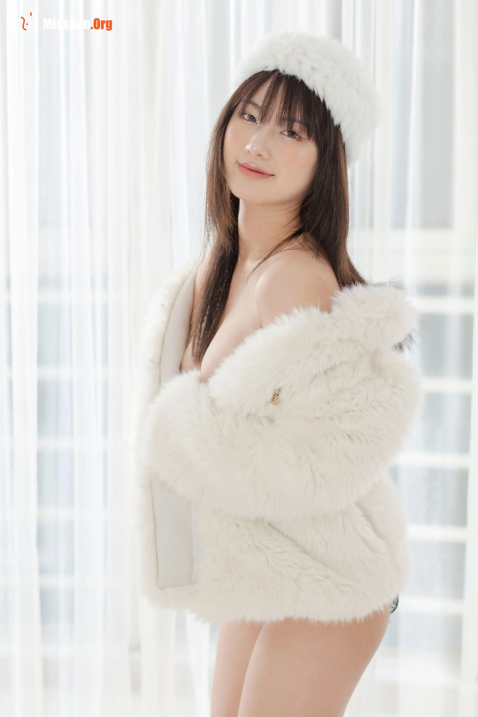 Nude photo set of Chinese model: Yunjin (2020-12-16) - Photo 31
