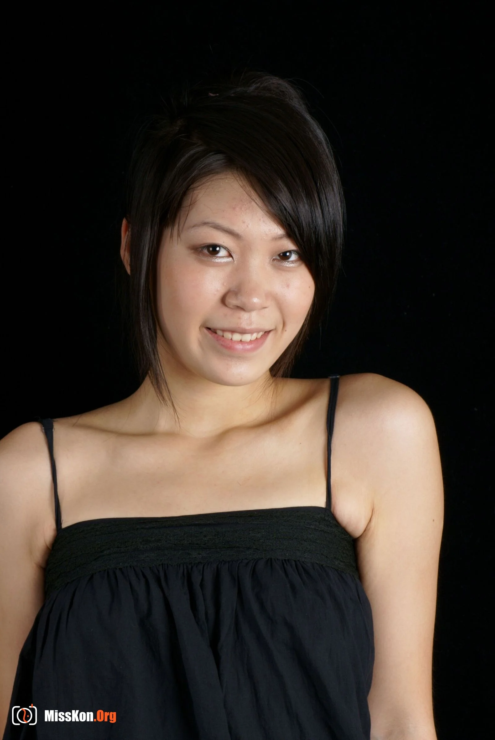 Nude photo set of Chinese model: Yuting (2008-08-26) - Photo 11