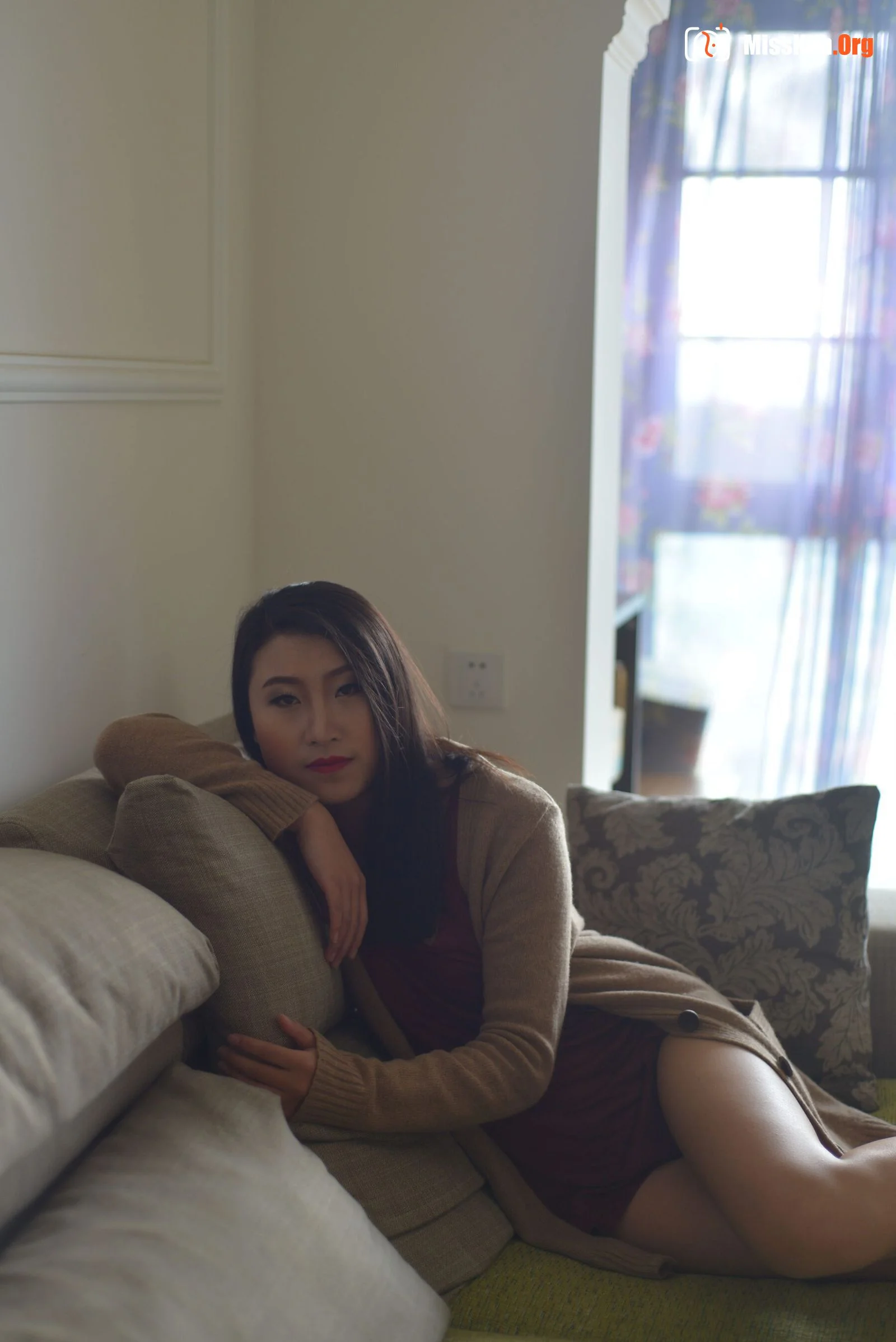Nude photo set of Chinese model: Zixin (2015-09-13) - Photo 6