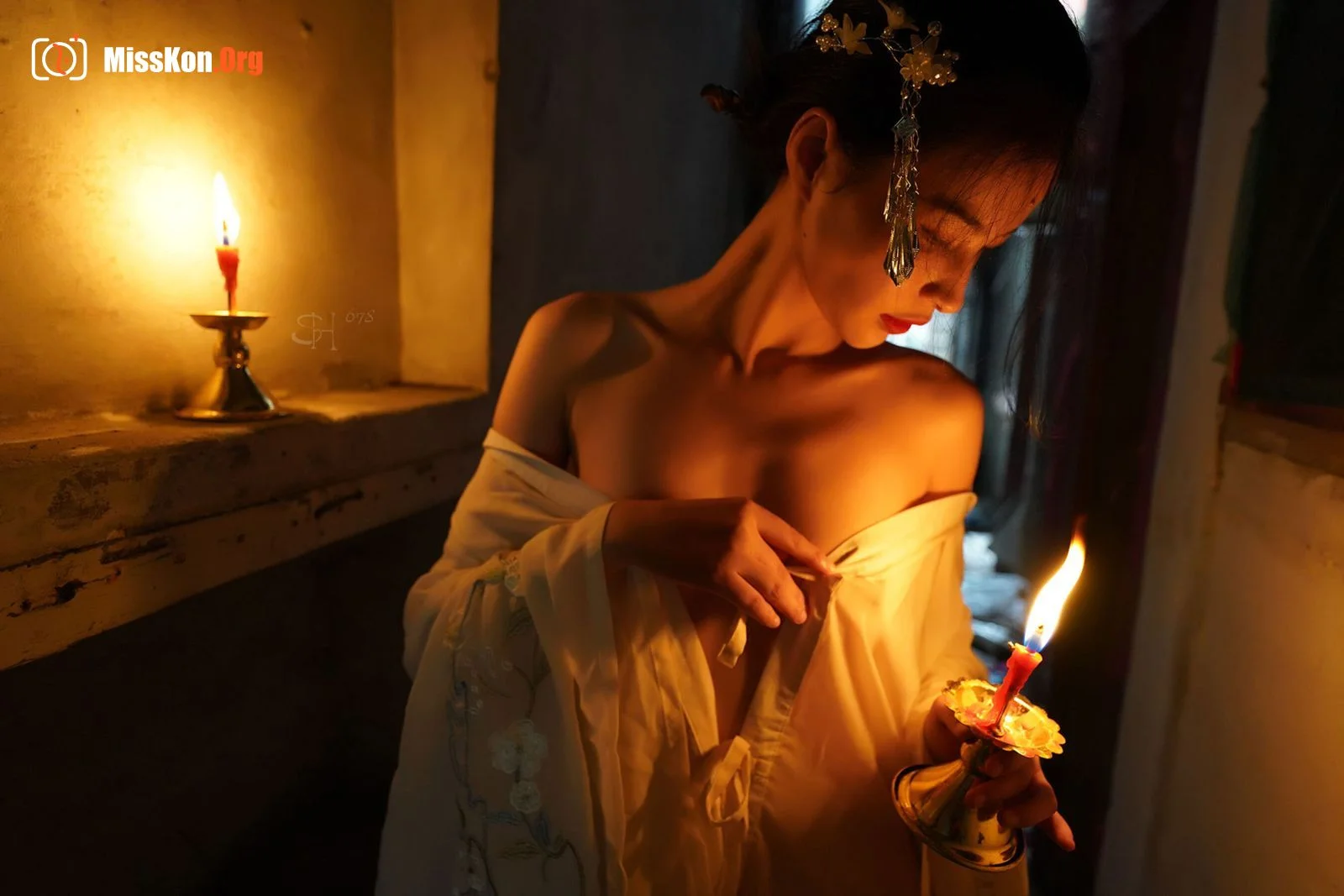 Nude photo set of Hongkong model: Siu Fann - Photo 10
