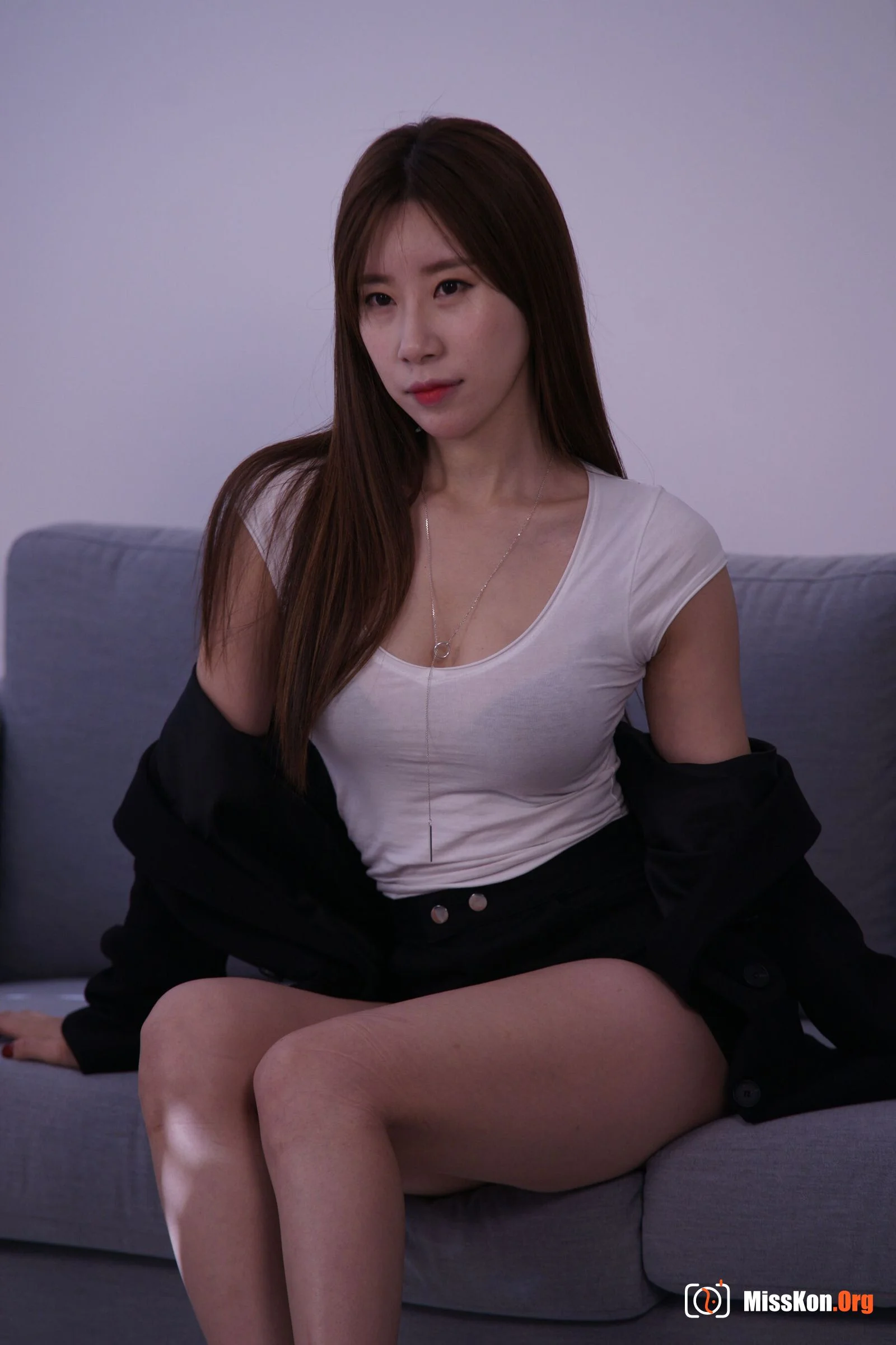 Nude photo set of Korean model: - Photo 18