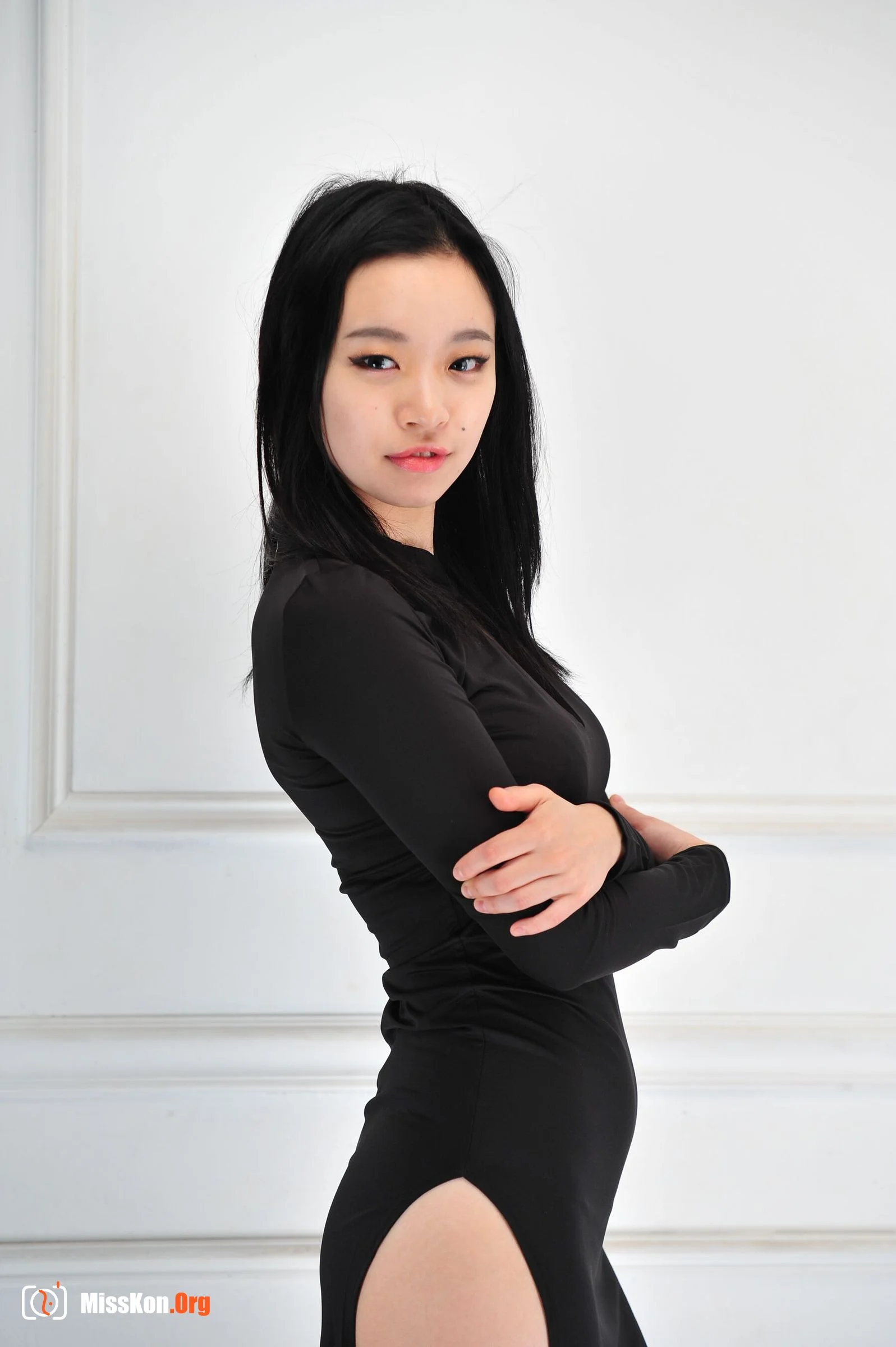Nude photo set of Korean model: Hyeran - Photo 16