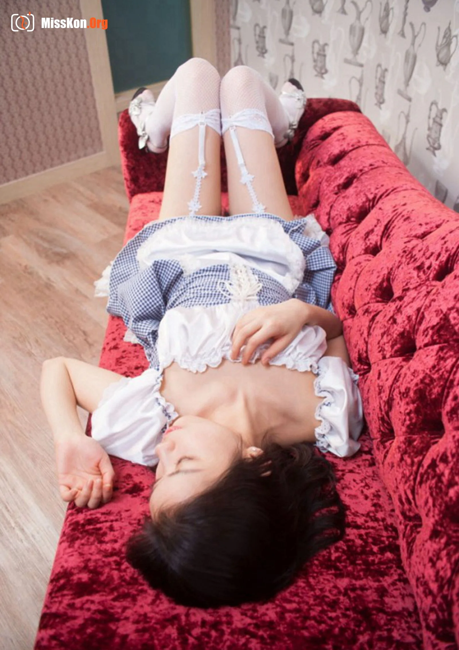 Nude photo set of Korean model: Hyomin - Photo 18