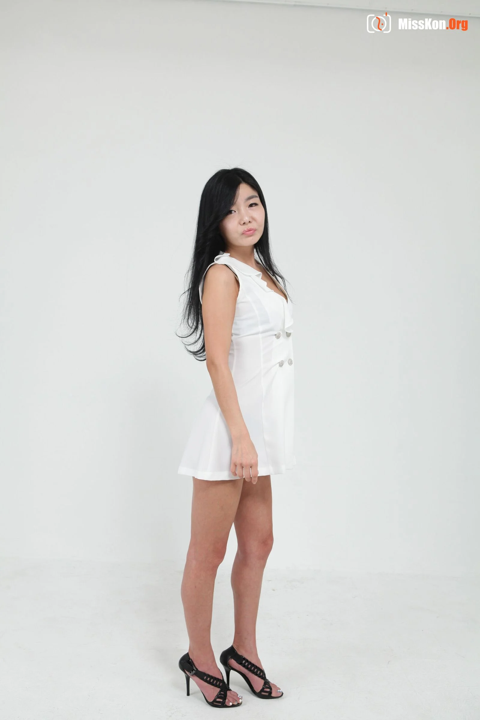 Nude photo set of Korean model: Jessica Lee (2013-04-20) - Photo 19