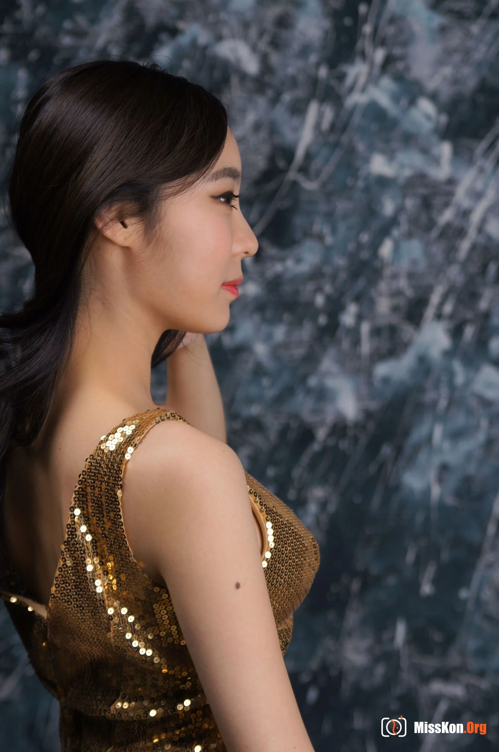 Nude photo set of Korean model: Lee Hyun-ji (2011-12-30) - Photo 17