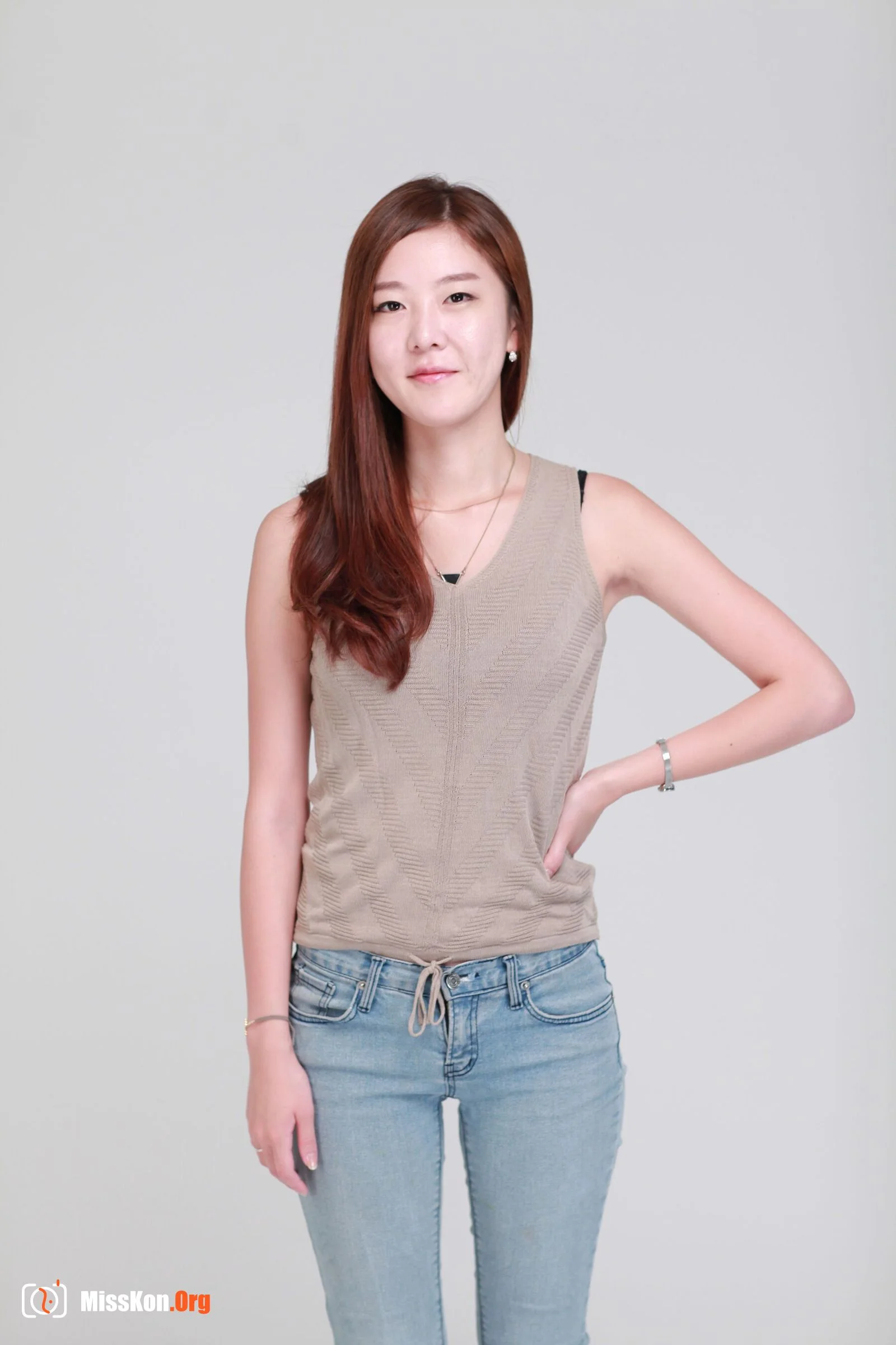 Nude photo set of Korean model: Nora (나라) - Photo 2