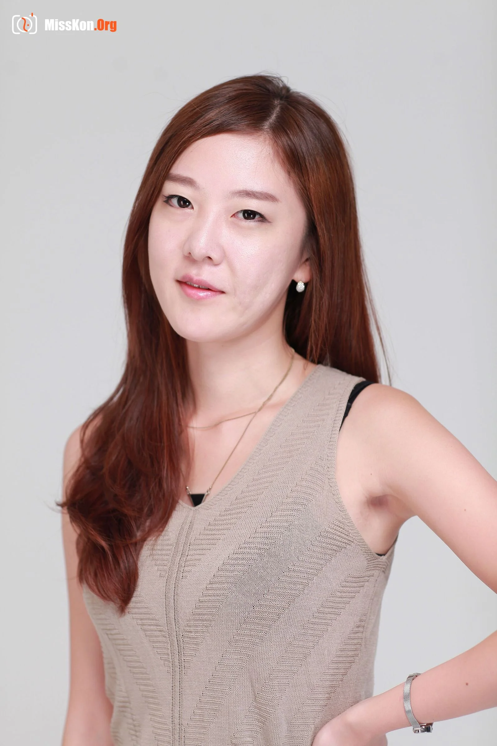 Nude photo set of Korean model: Nora (나라) - Photo 3