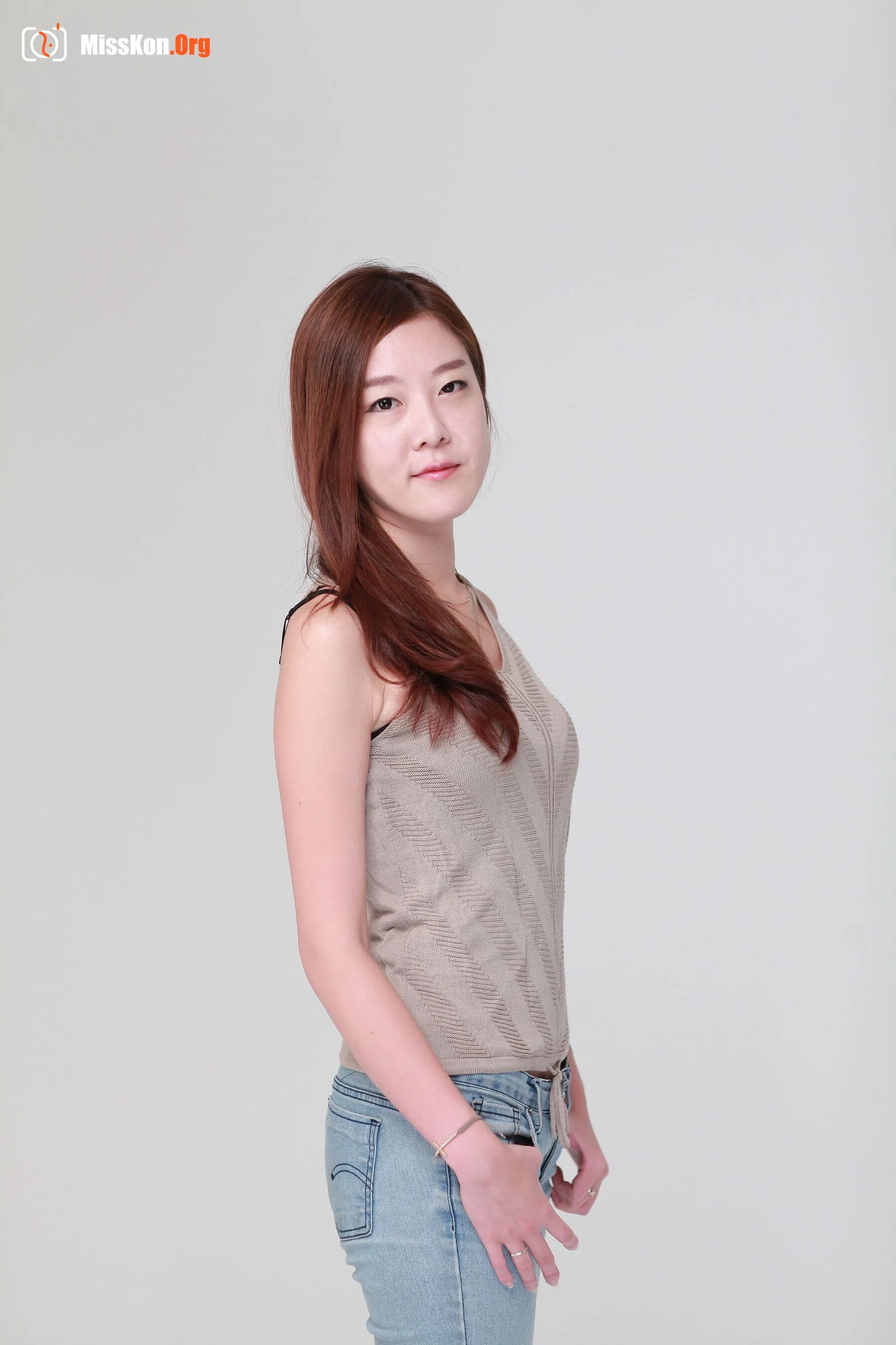 Nude photo set of Korean model: Nora (나라) - Photo 7