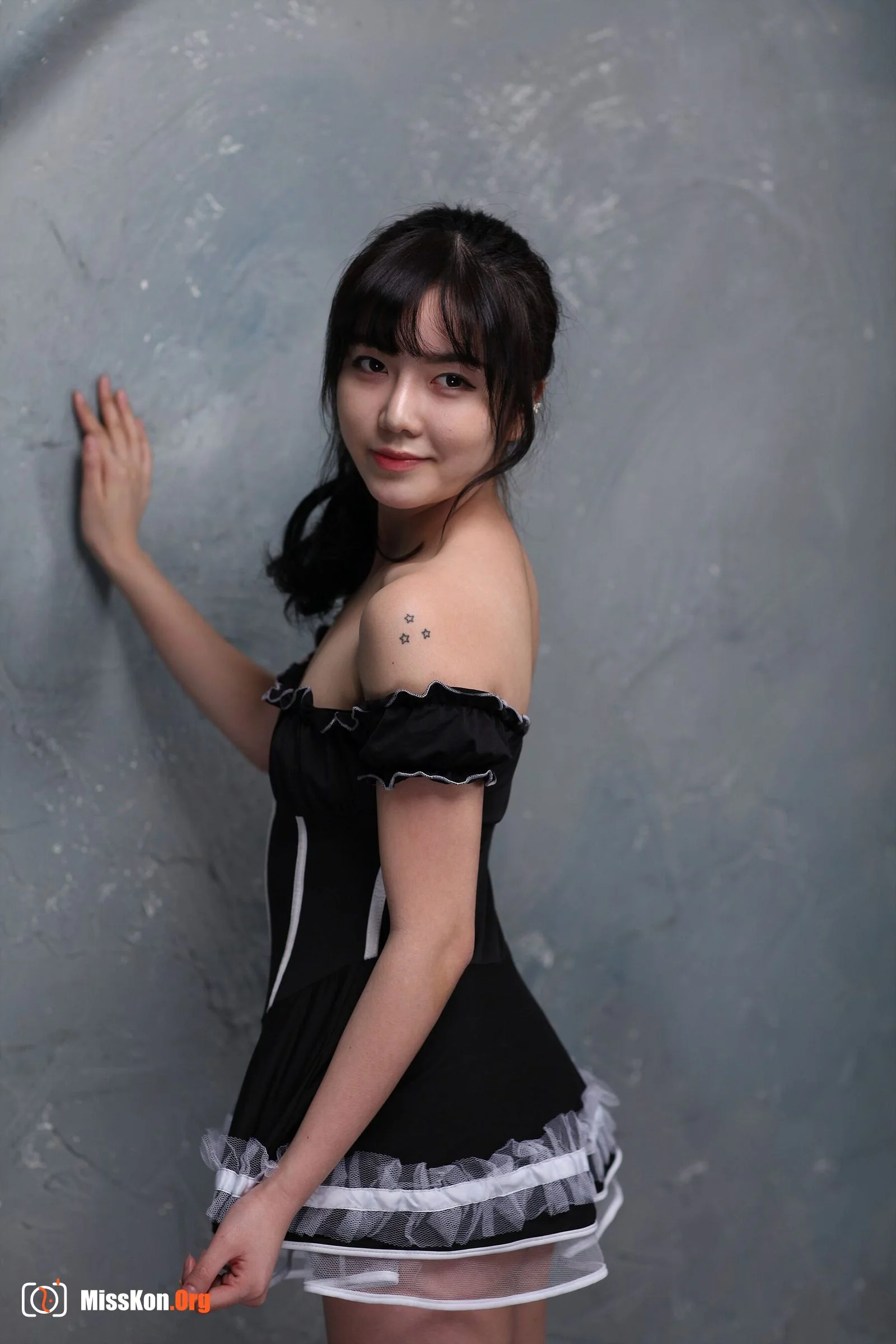 Nude photo set of Korean model: Waterscape (2013-04-13) - Photo 3