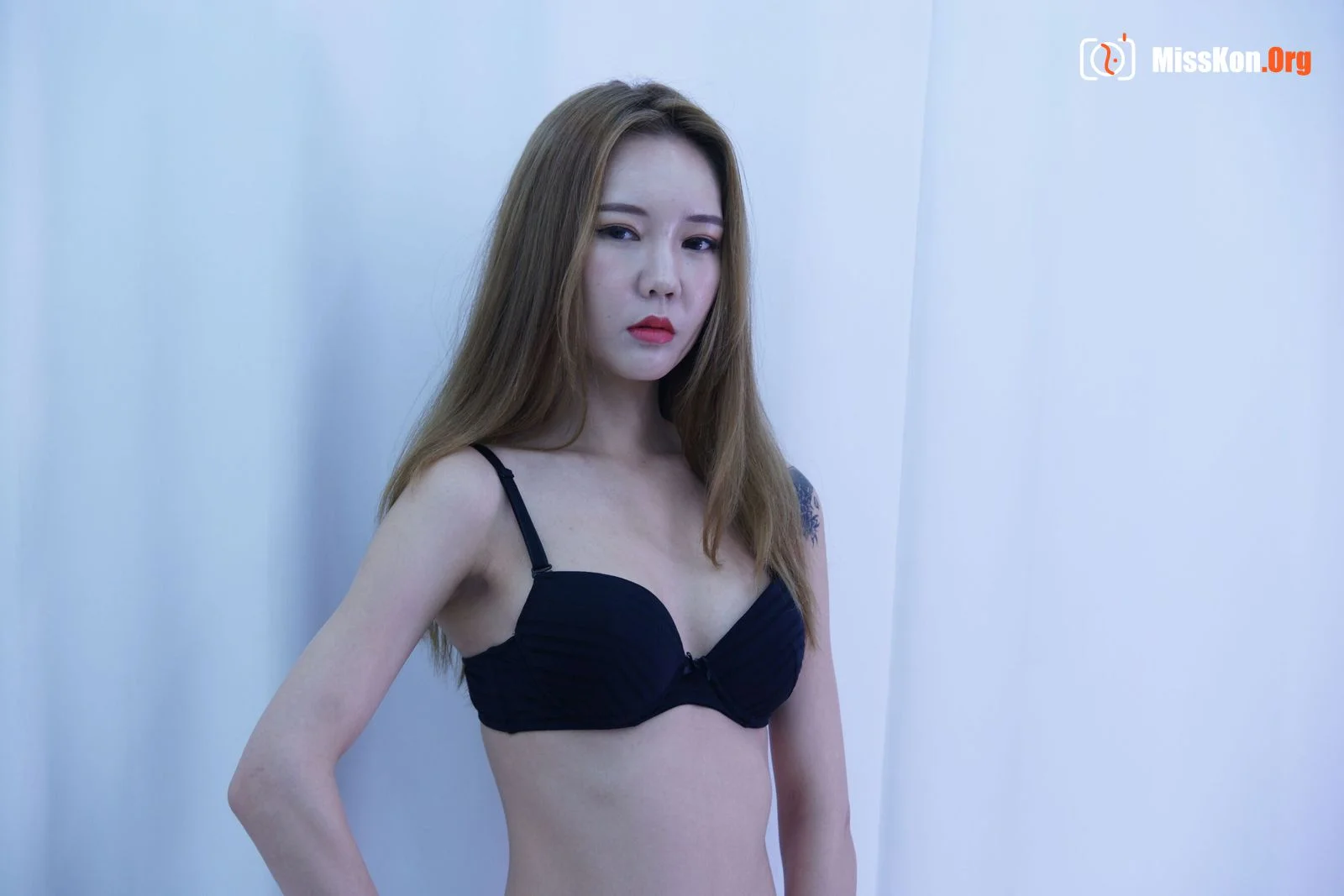 Nude photo set of Korean model: 西亚（Xia） - Photo 15