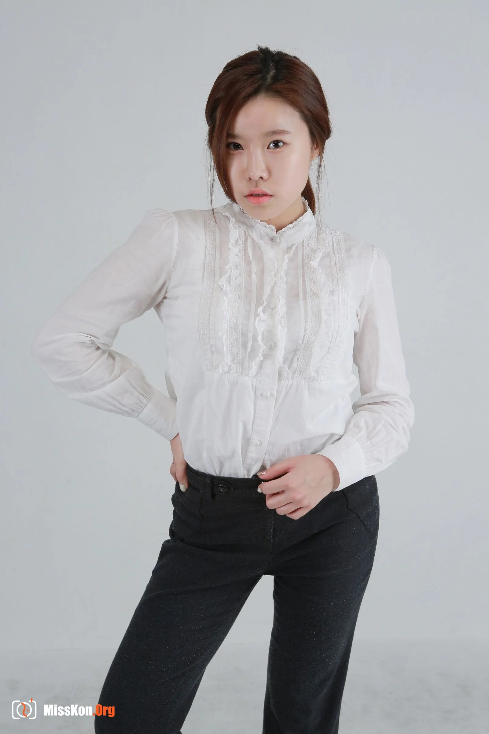 Nude photo set of Korean model: 艺珍 (Yejin) (2015-01-07) - Photo 18