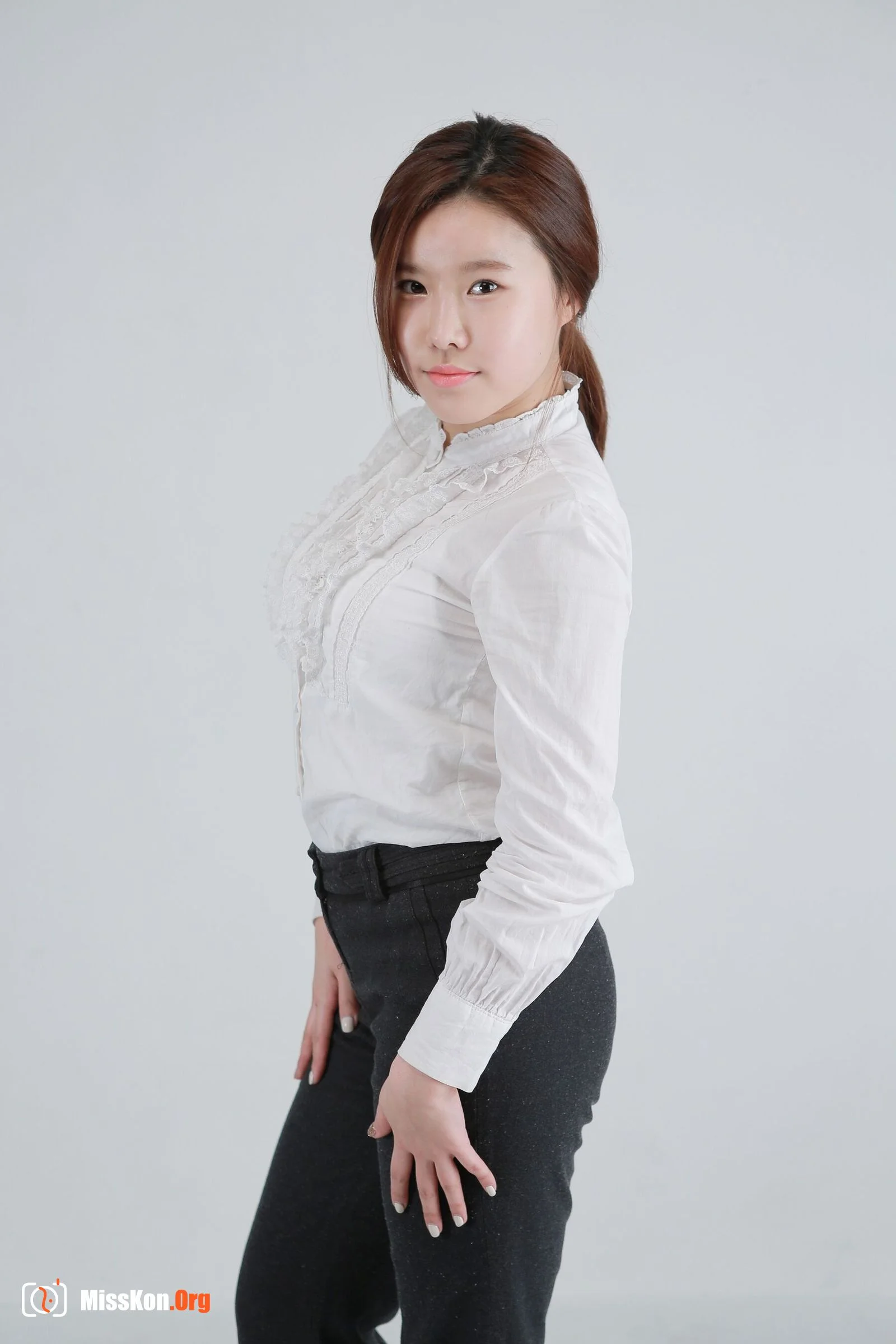 Nude photo set of Korean model: 艺珍 (Yejin) (2015-01-07) - Photo 3