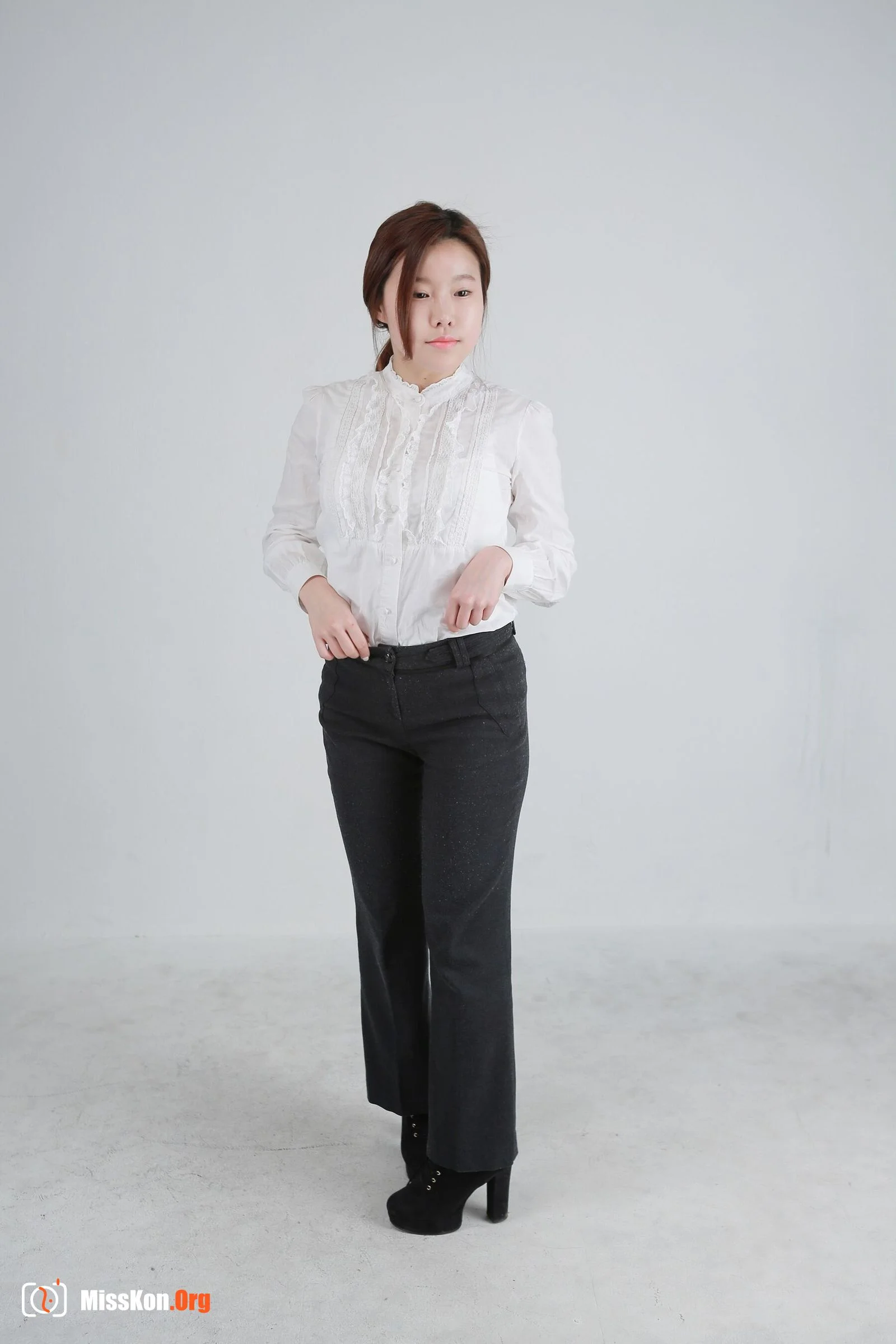 Nude photo set of Korean model: 艺珍 (Yejin) (2015-01-07) - Photo 6