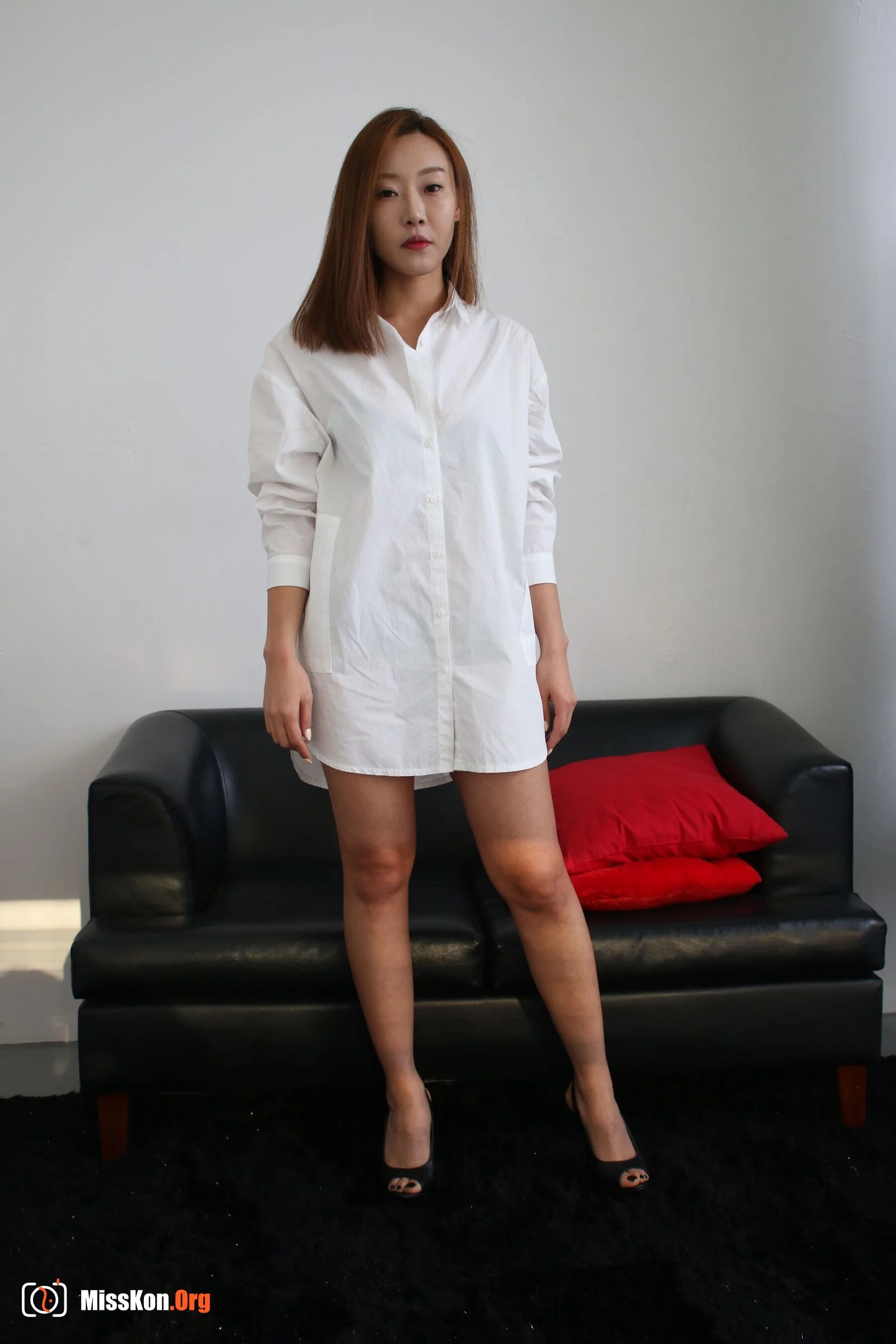 Nude photo set of Korean model: Young Joo (2014-01-04) - Photo 3