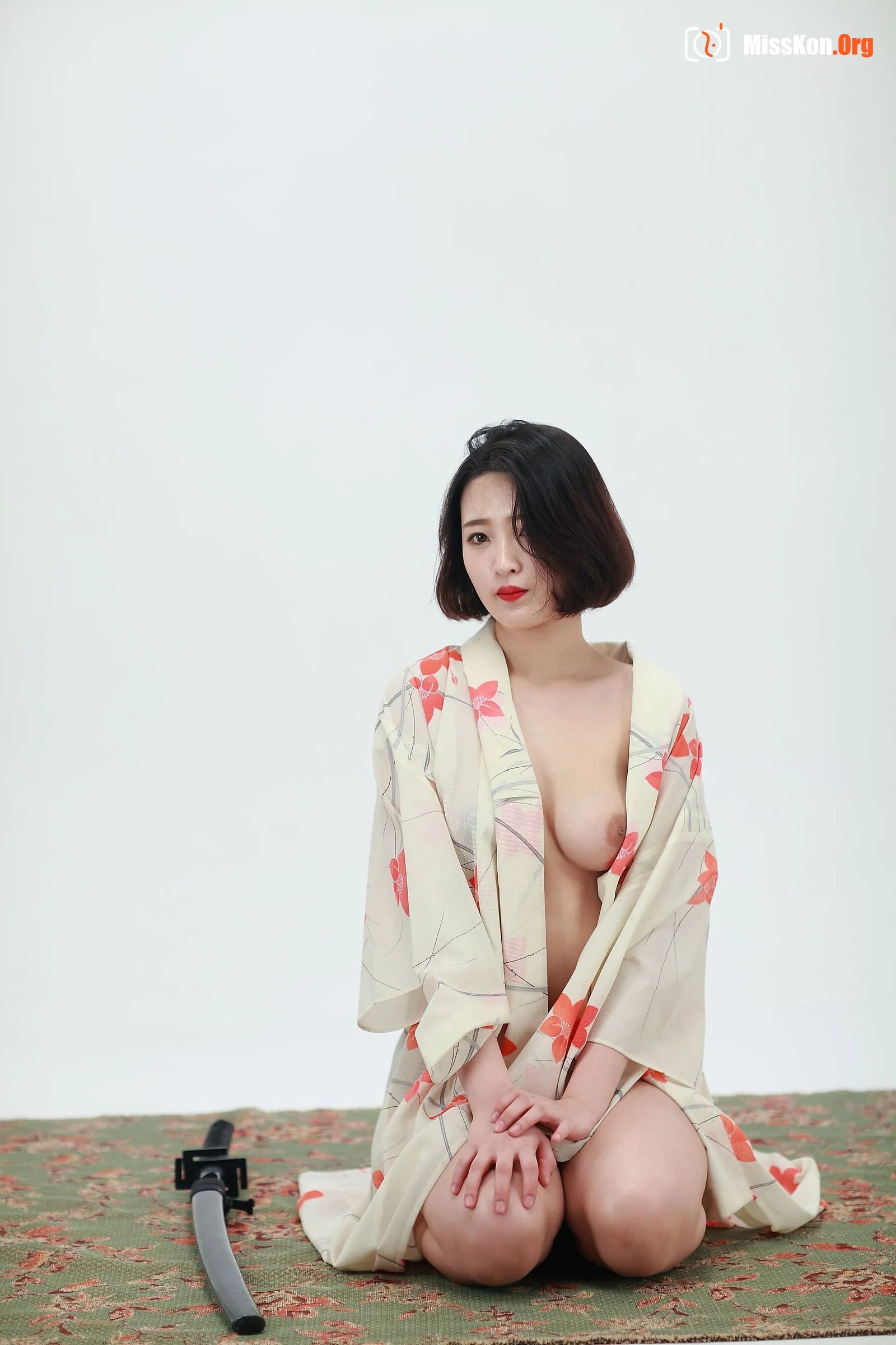 Nude photo set of Korean model: 유나 (Yuna) (2017-01-04) - Photo 49