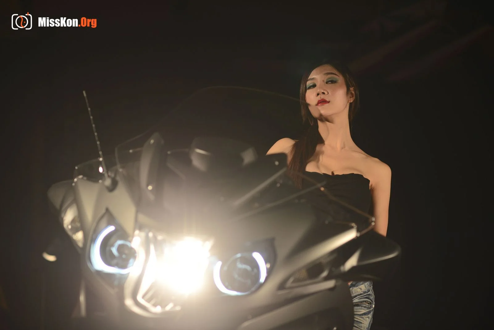 Nude photo set of Taiwan model: Zhang Ruiqian (2014-06-06) - Photo 7