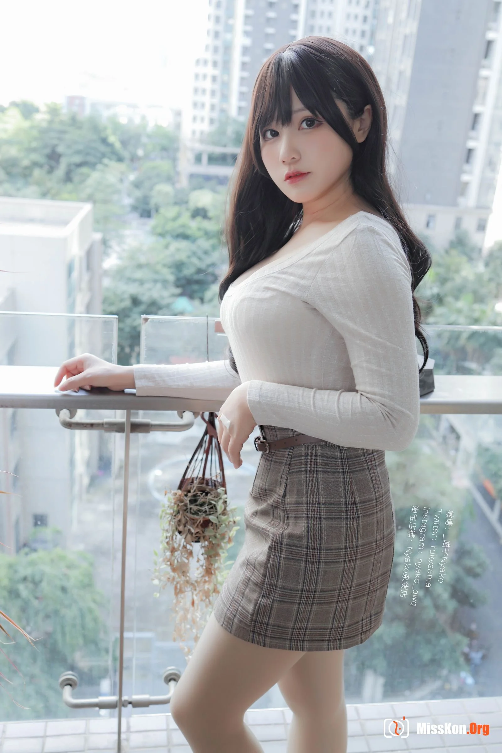 Nyako喵子《人妻本》 - 照片 16