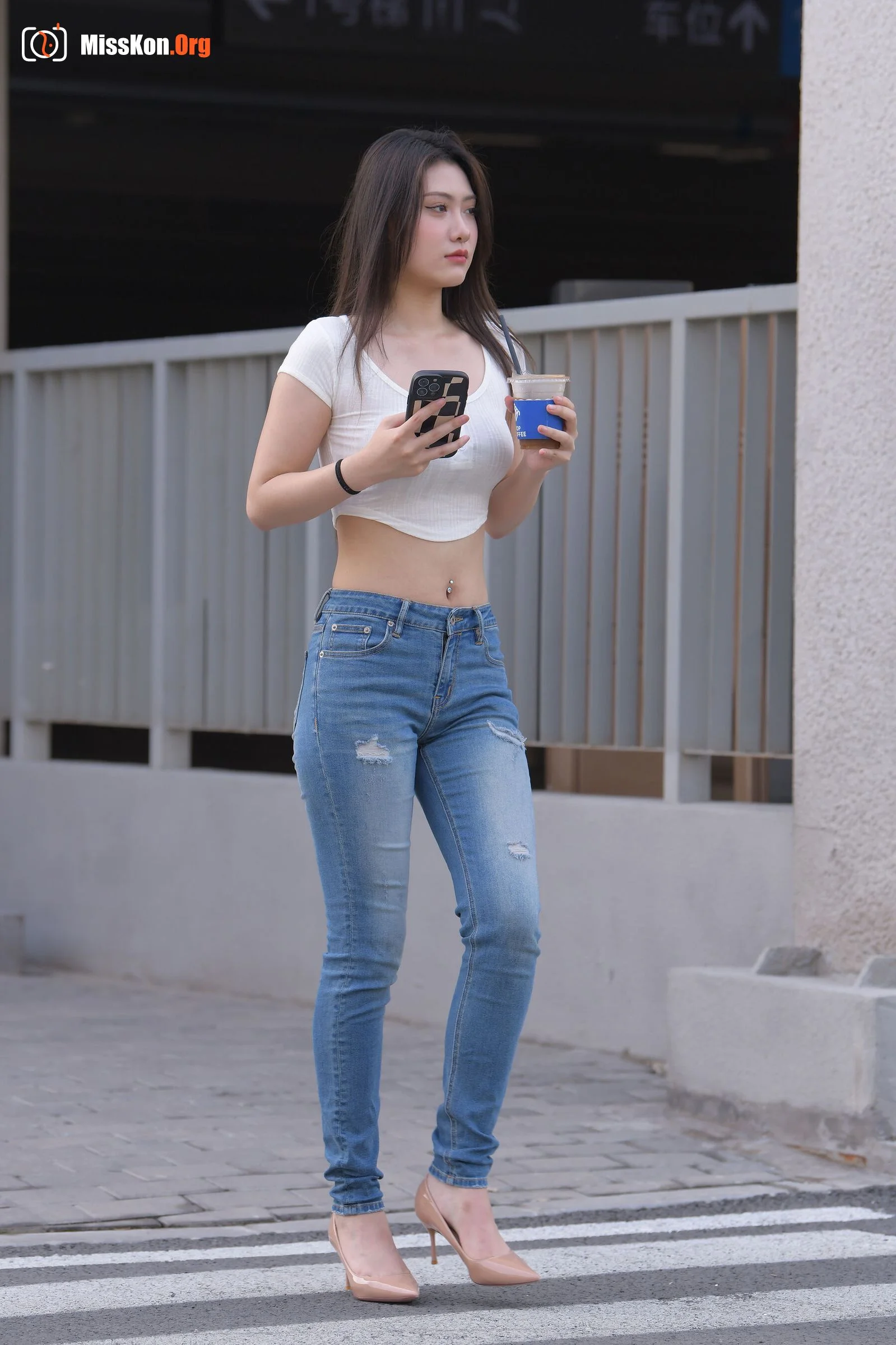 Onion Wet Island (Magic Mirror Street Photography: A moose) - Photo 6