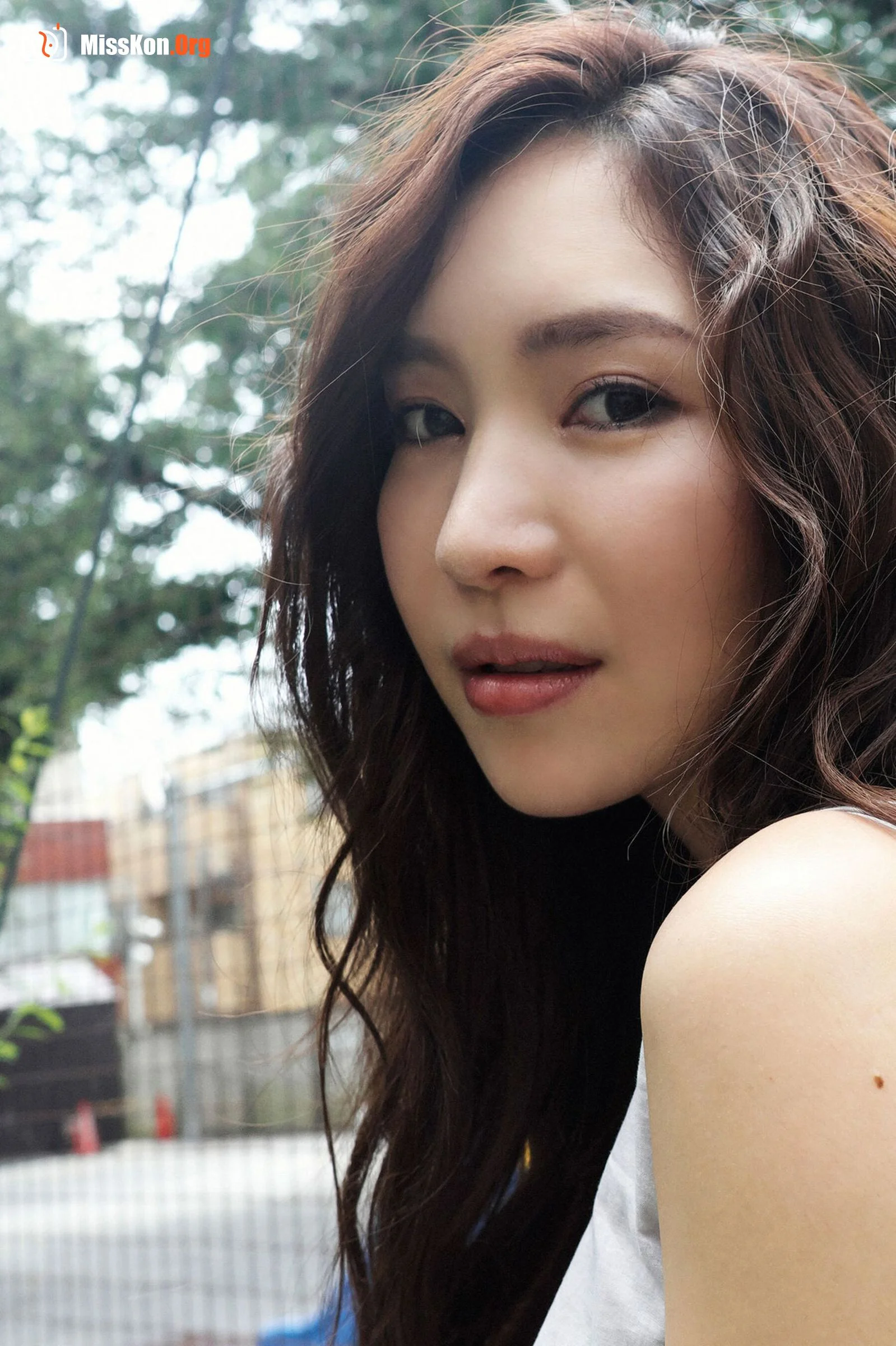 Ono Yuuko: That's Nude! - Photo 2