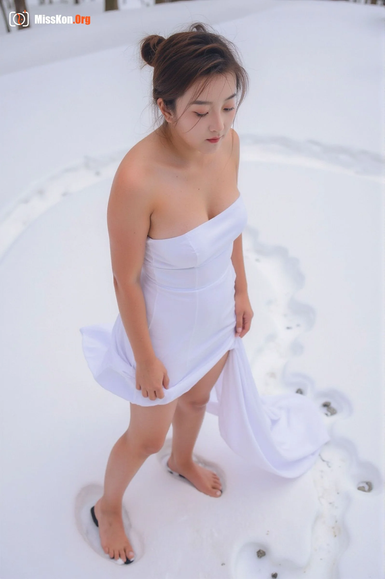 Original AI image from Little Yellow Book: Yingying - Photo 17