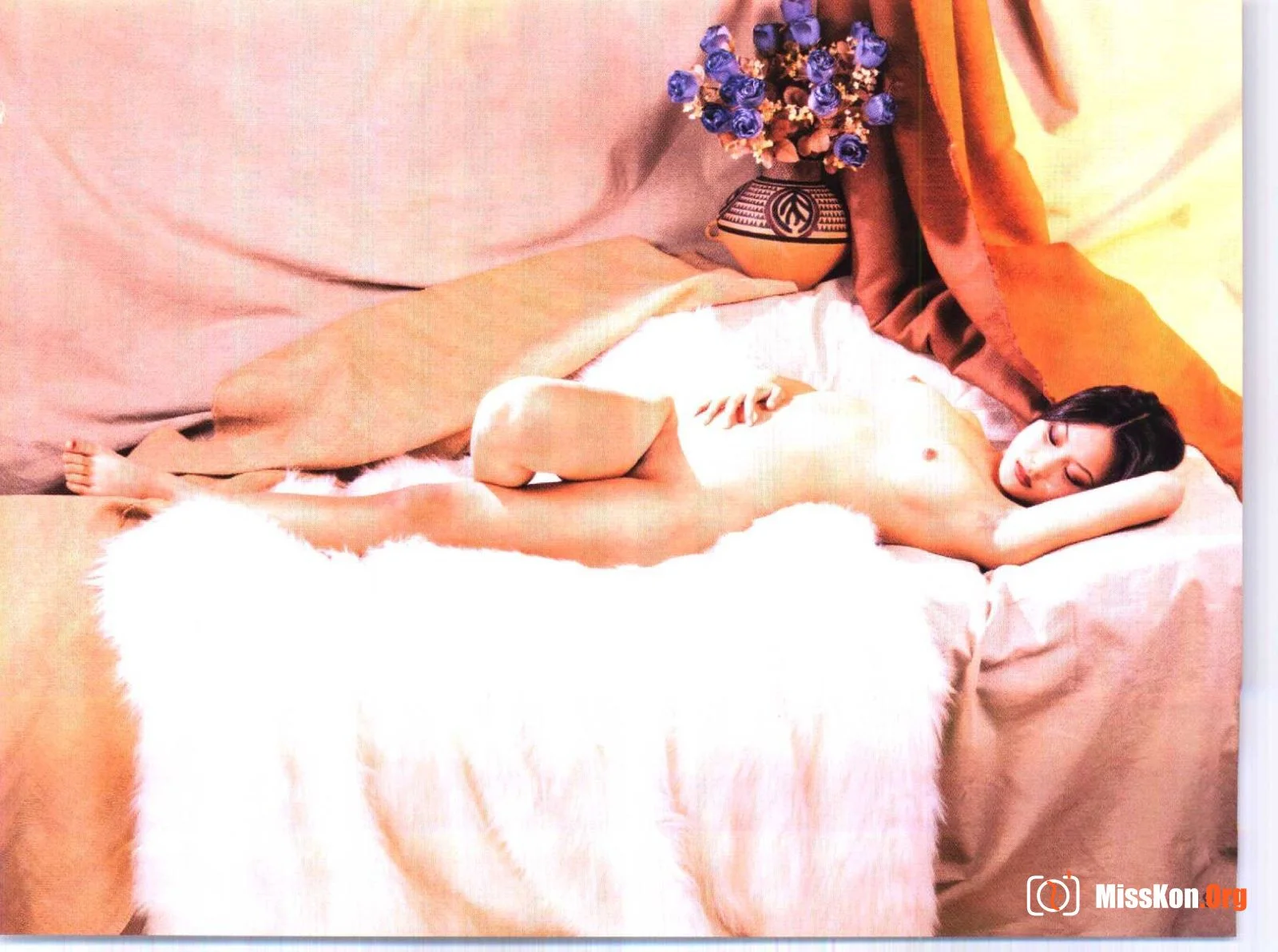 Painter's Nude Model - Baoting in the Palm - Photo 11