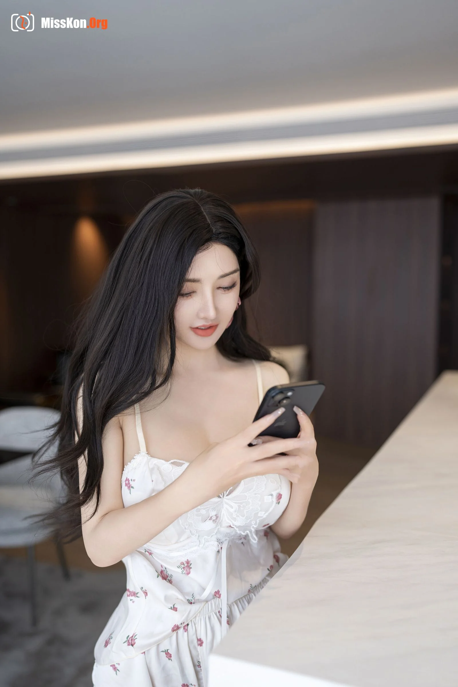 Pan Jiaojiao & Li Lisa: Private purchase outflow - Photo 12
