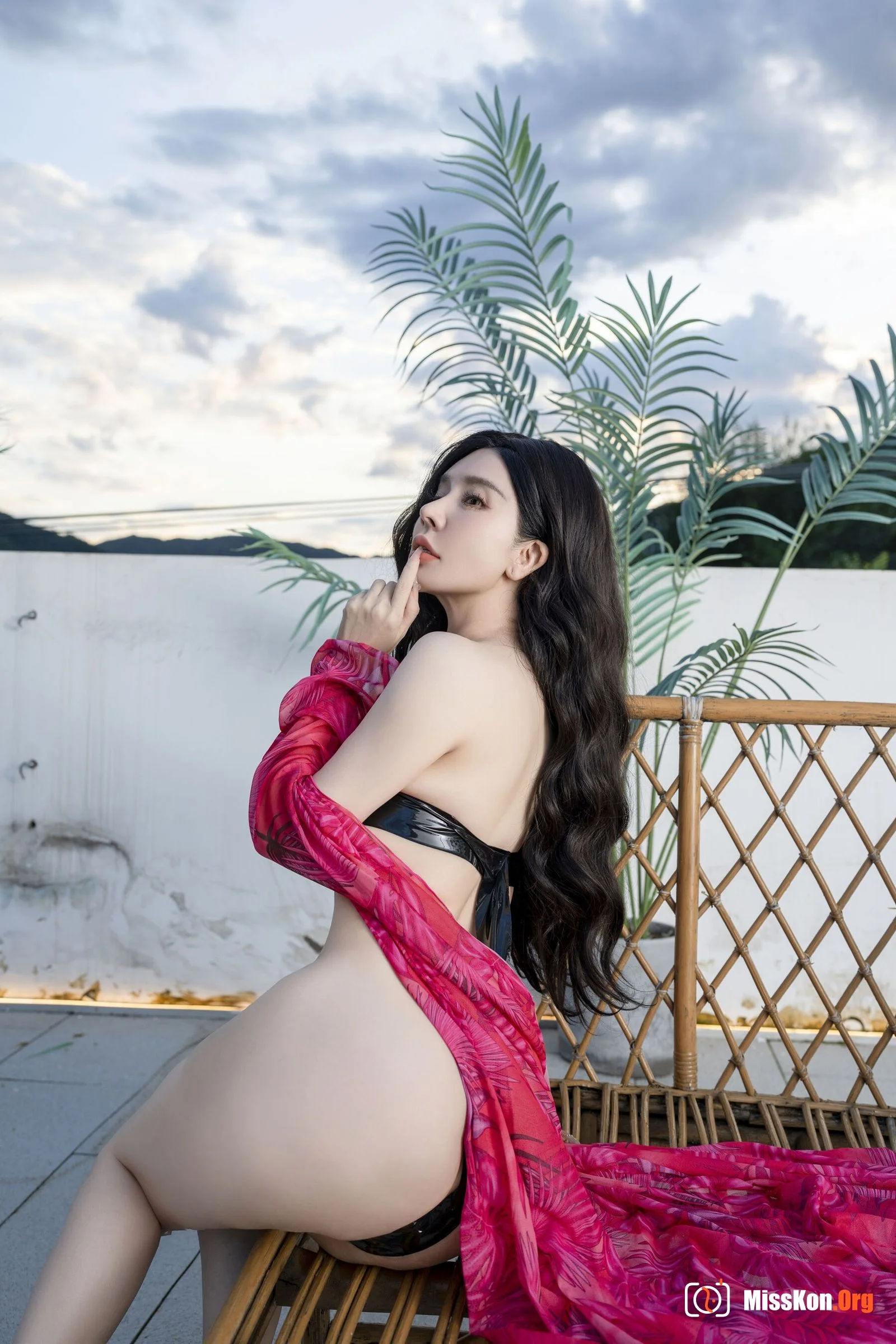 Pan Jiaojiao: Private purchase outflow - Photo 11