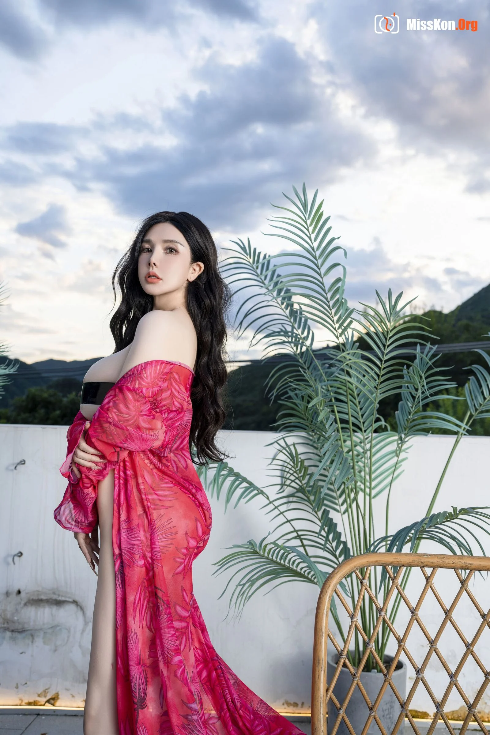 Pan Jiaojiao: Private purchase outflow - Photo 13