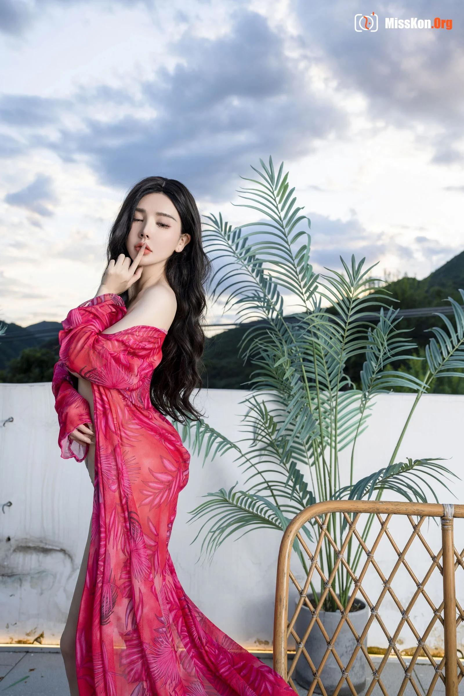 Pan Jiaojiao: Private purchase outflow - Photo 14