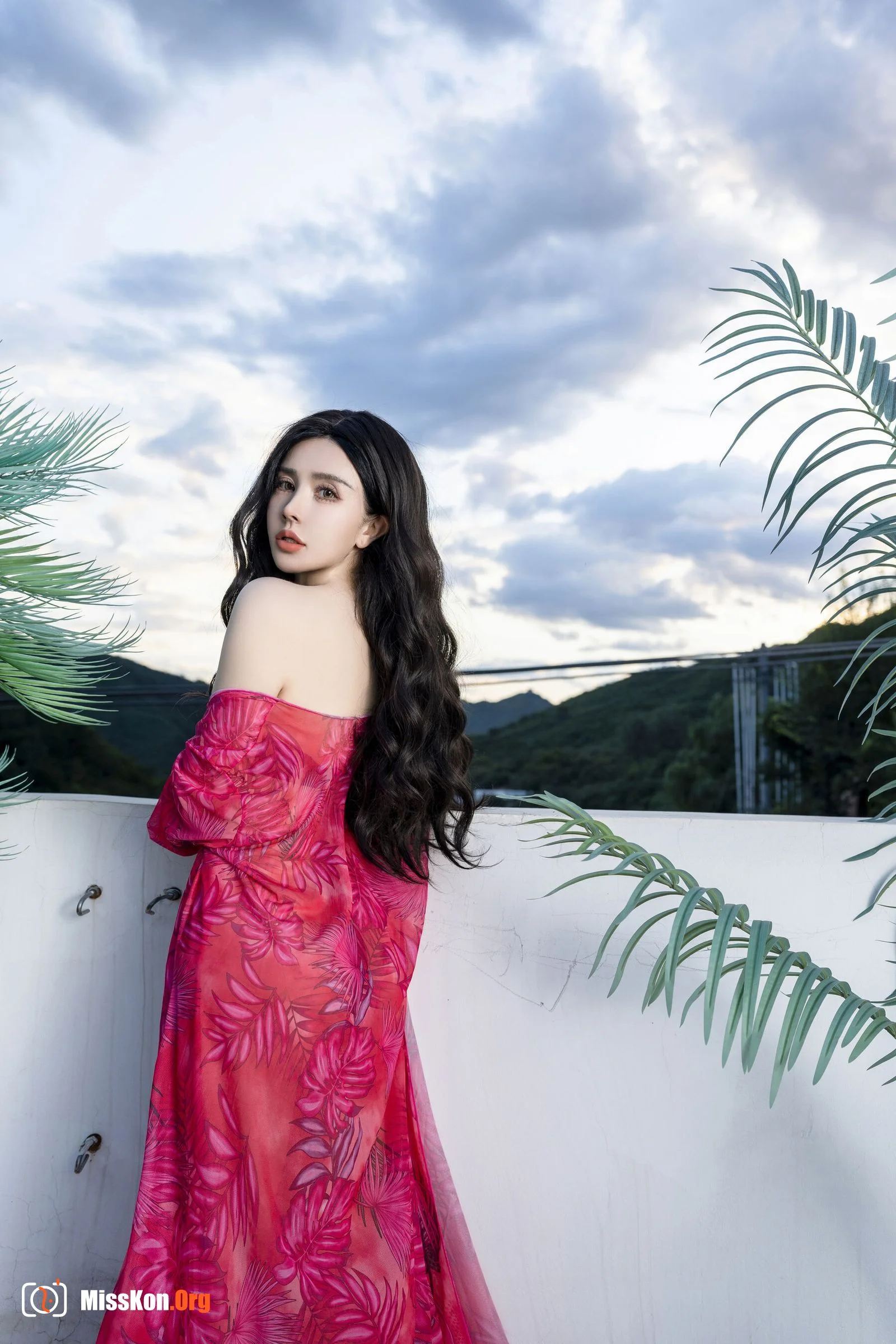 Pan Jiaojiao: Private purchase outflow - Photo 17