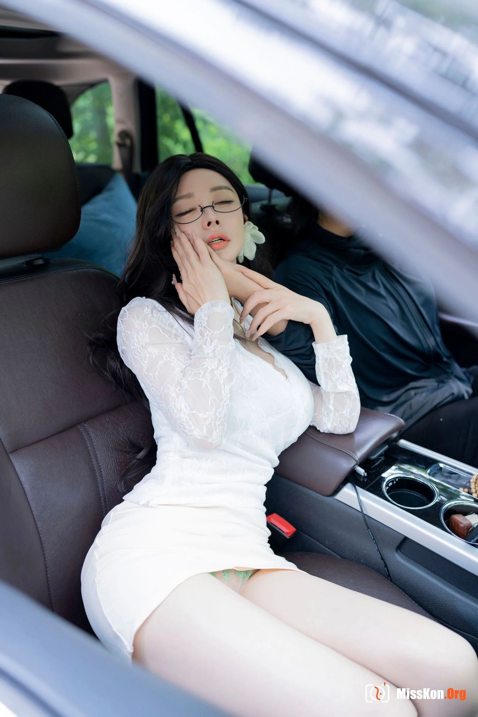 Pan Jiaojiao: Private purchase outflow - Photo 10